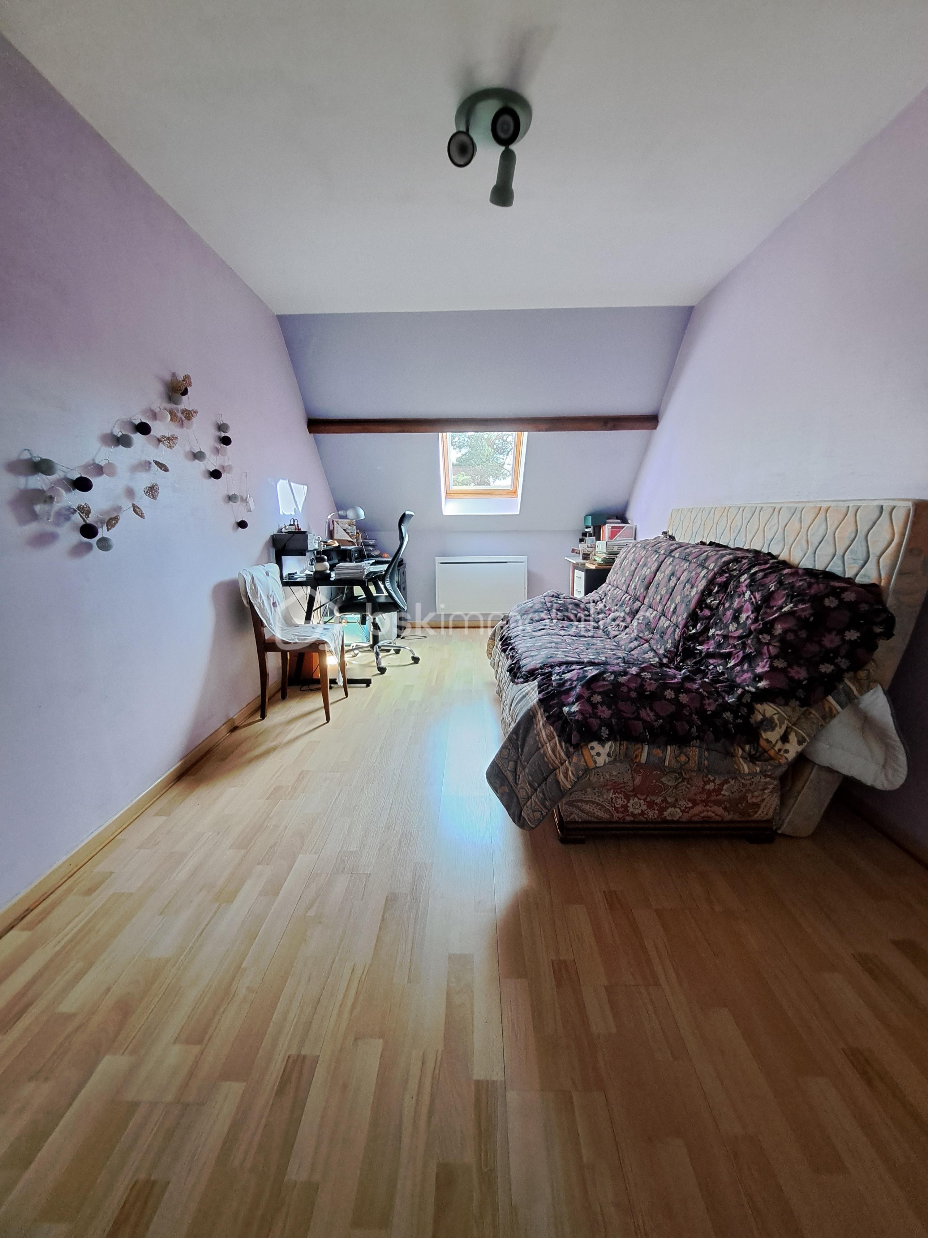 Chambre 3 étage.jpg