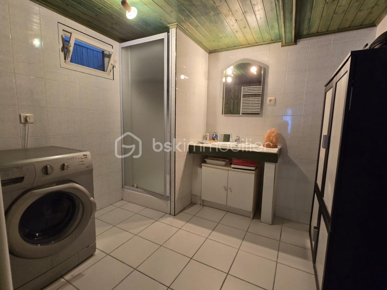 Maison de ville de 68 m² - 3k1iiQvA4C6Vxs2QDJ2UBoko6E5fCsGJ5UFa6fNZ.jpg