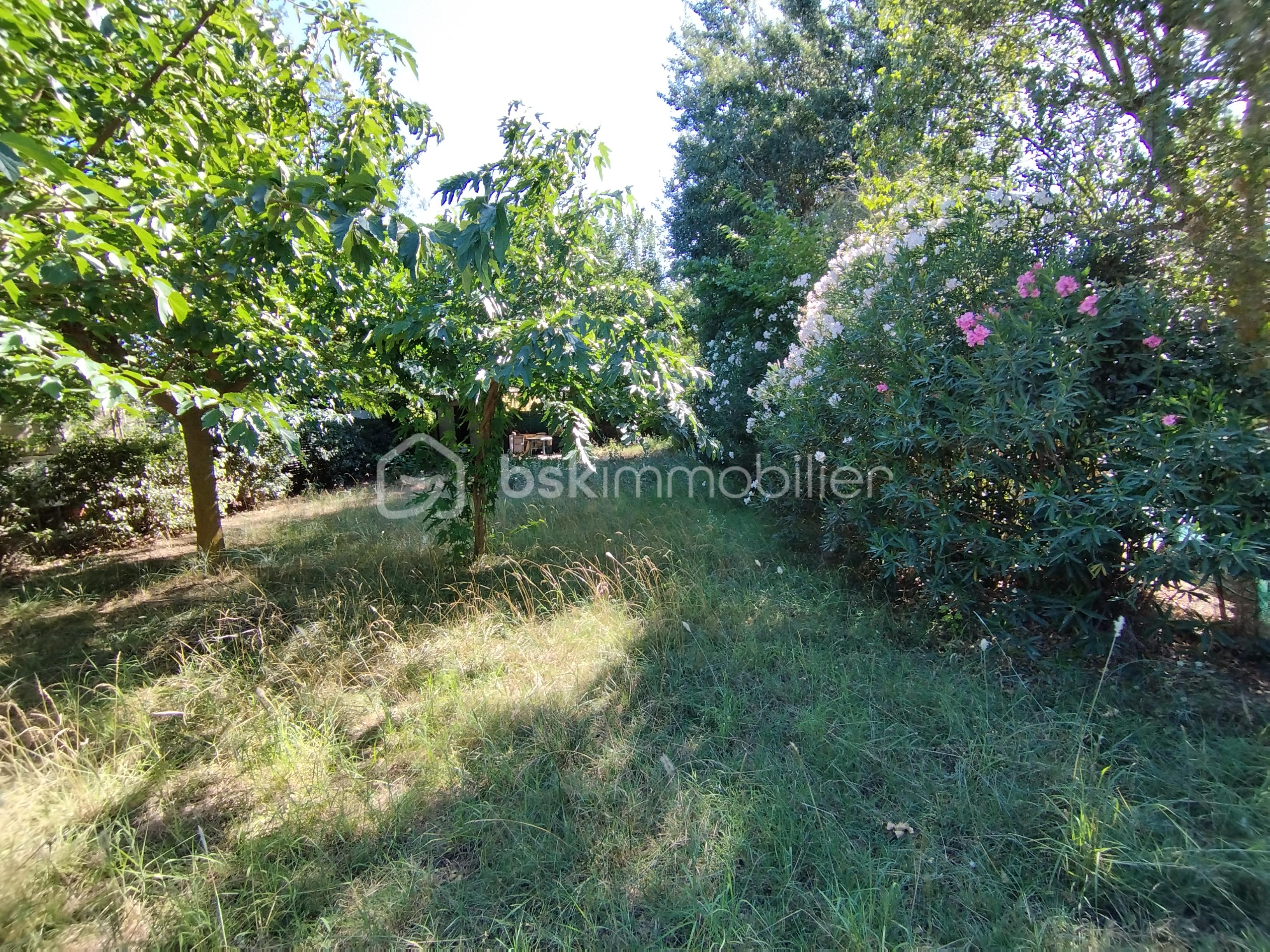 Terrain de loisirs de 335,99 m² - 1691396620915.jpg