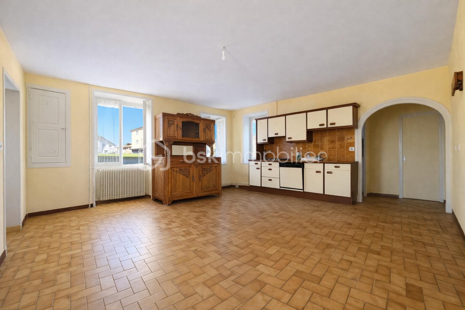 Maison ancienne de 104 m² - 45107421-AAE9-4945-B50E-98AA49FF117A.PNG