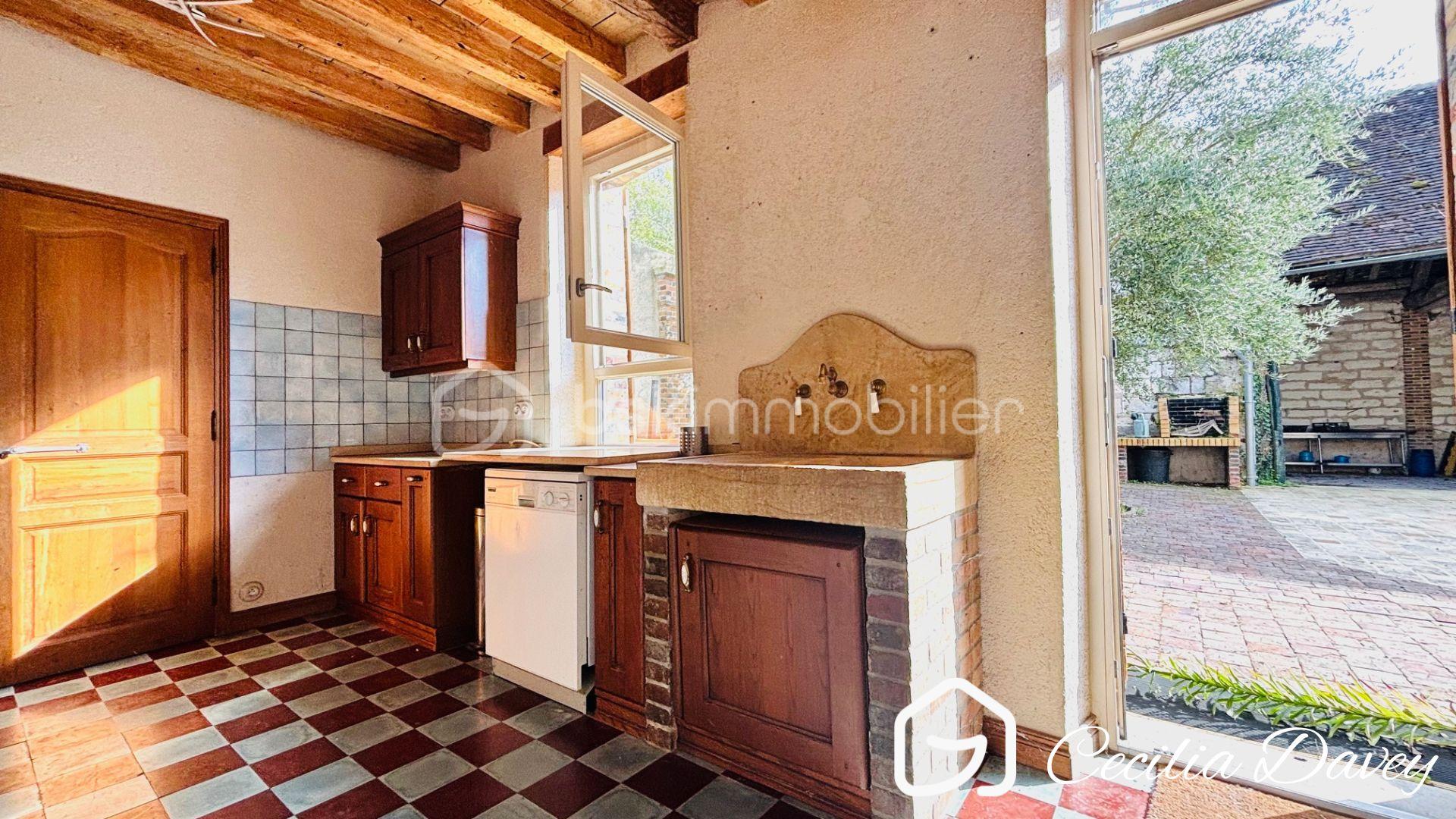 Corps de ferme de 193 m² - 7.jpg
