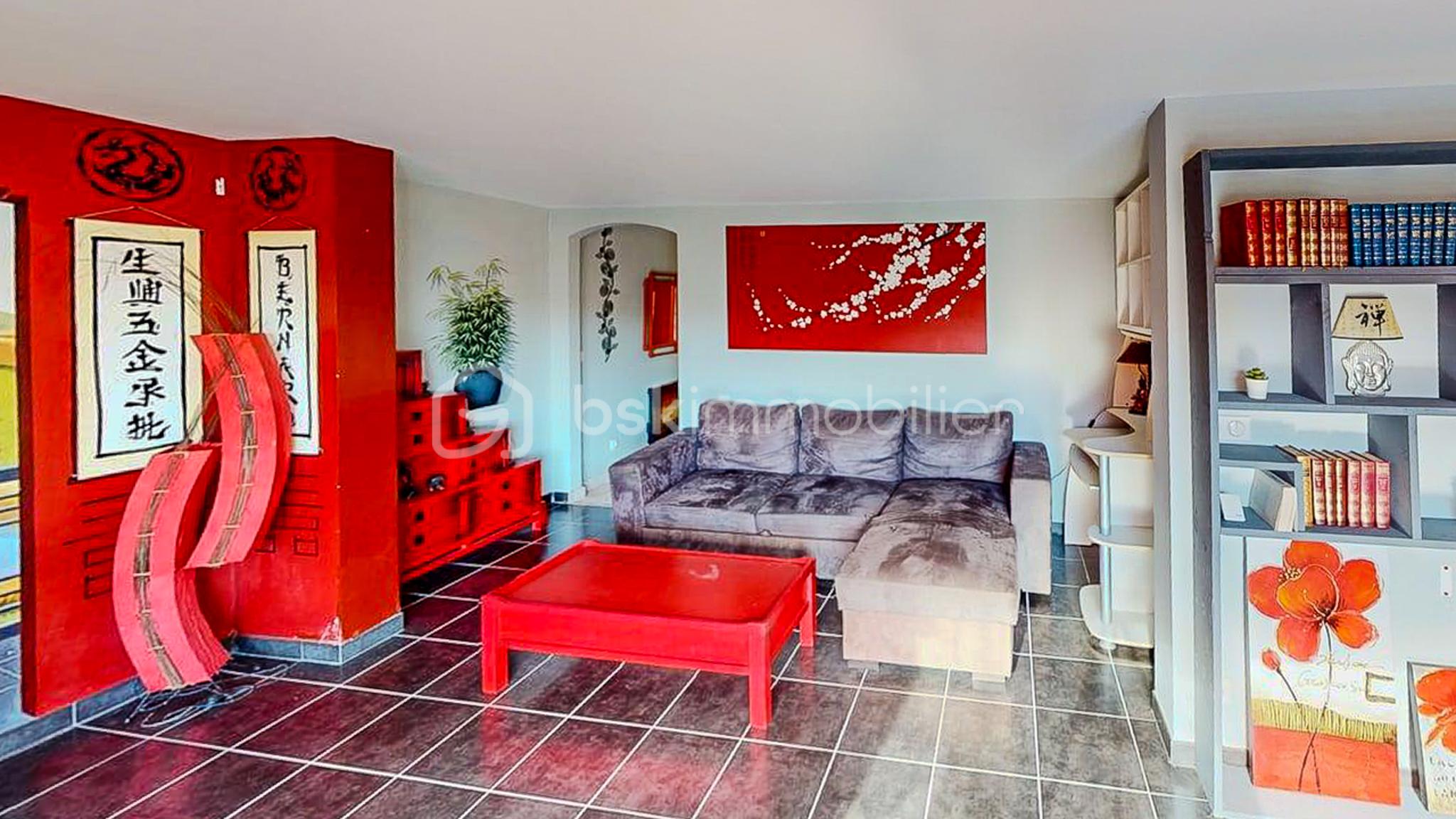 Maison de 311 m² - Maison-6-chambres-avec-piscine-Vue-panoramique-sur-les-Pyrenees-11222025_142644.jpg