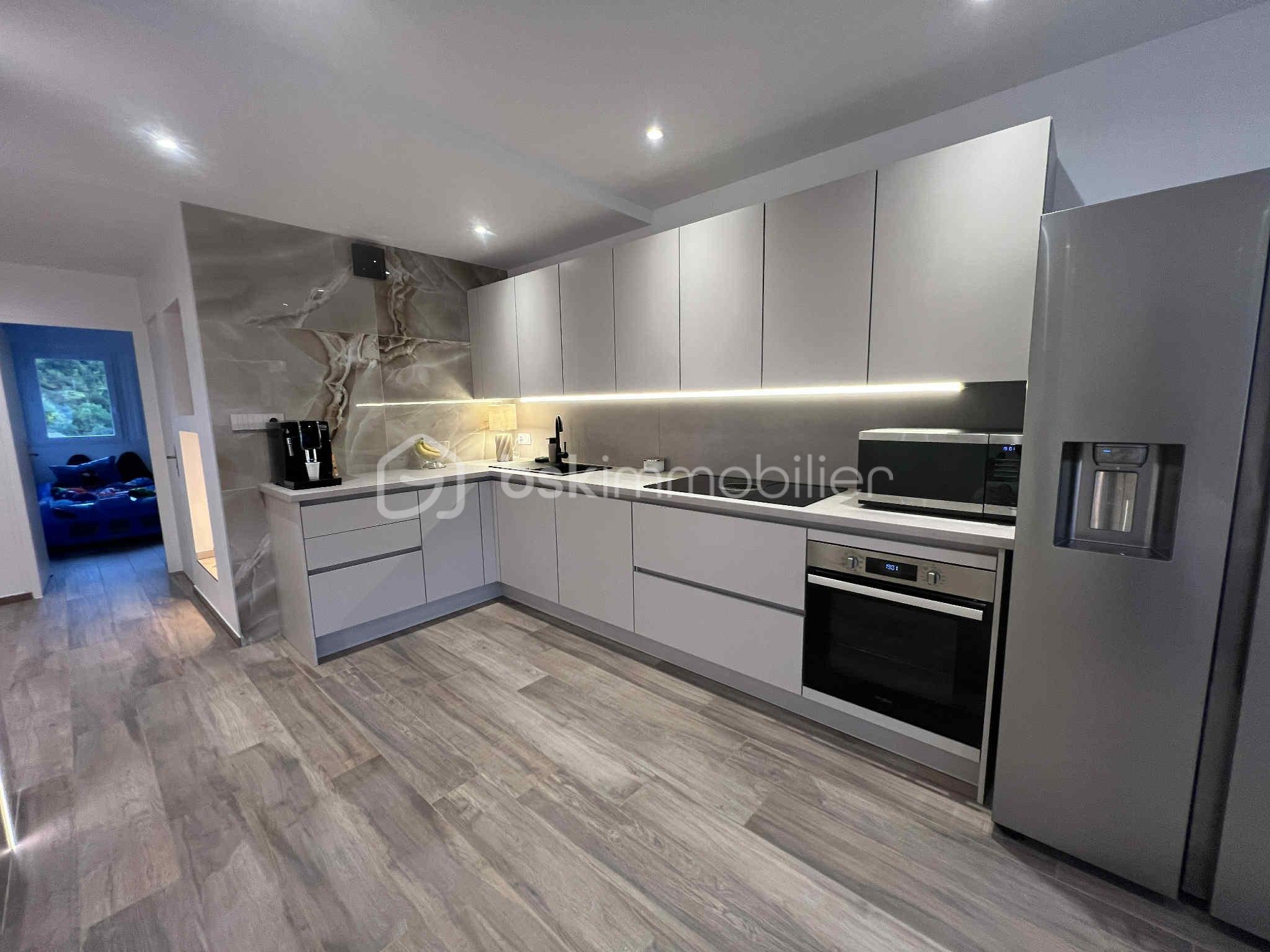 Appartement de 80 m² - b8bdcec2-b486-46f1-9762-733471e357bf.jpeg