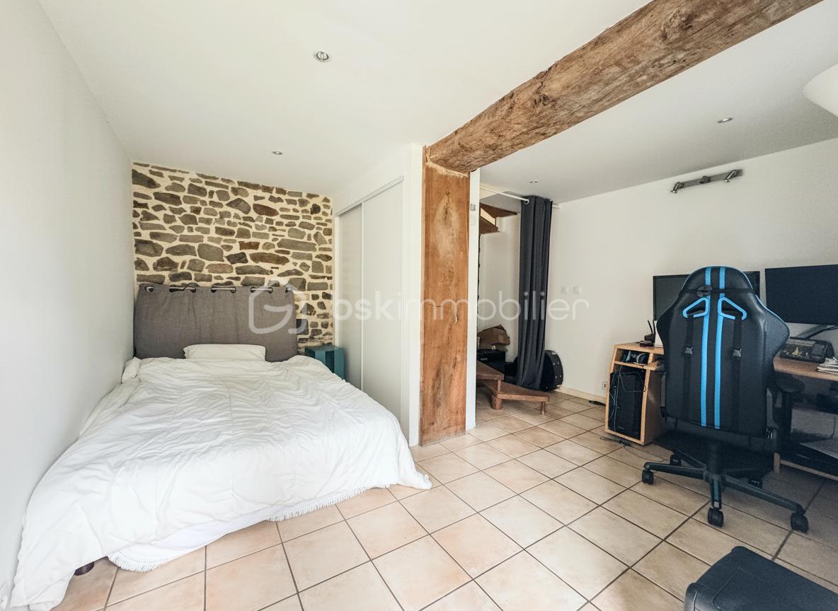 Maison longere de 181 m² - generated_2026-02-07T14_09_39.037.jpg