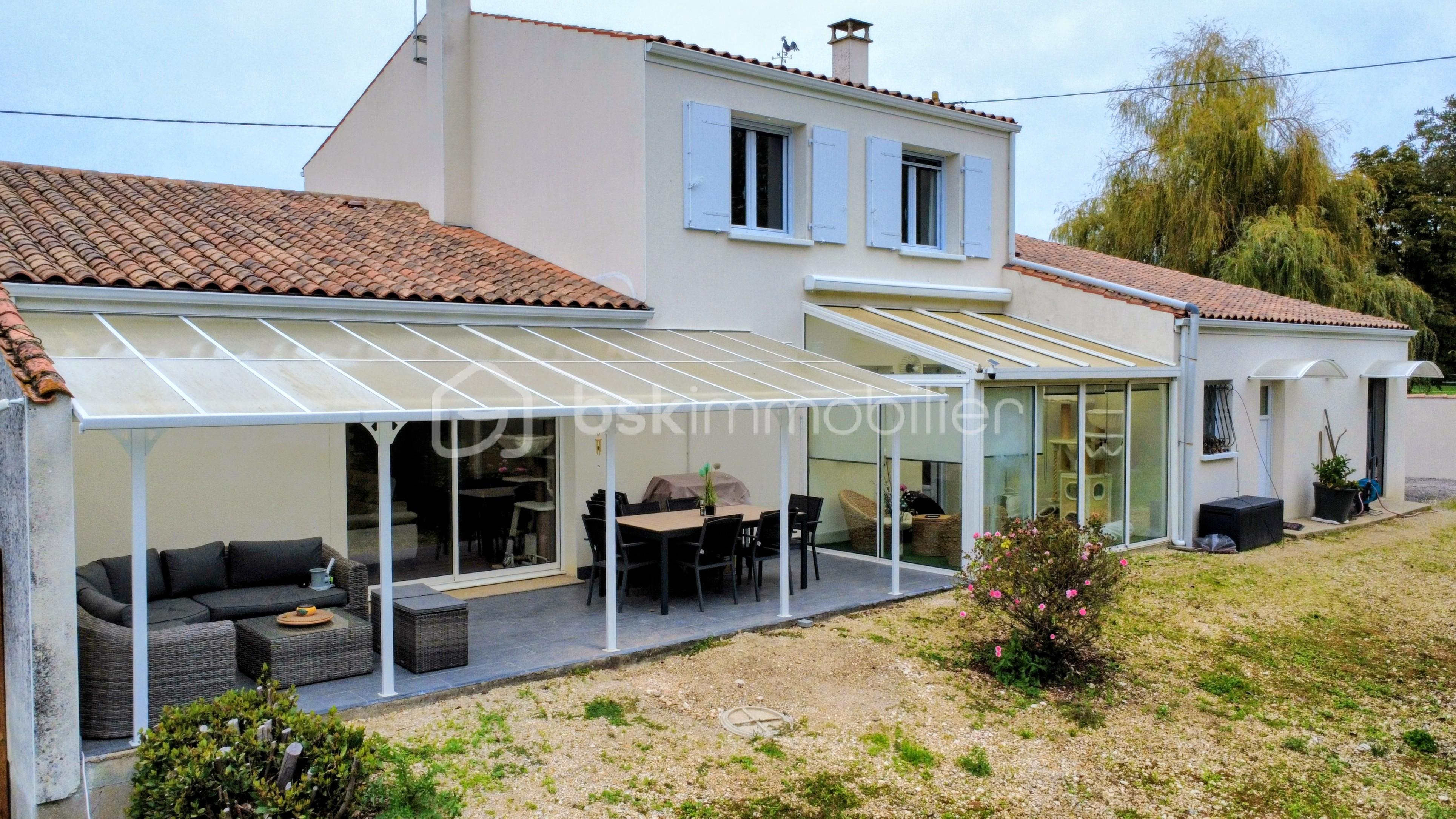 Maison contemporaine de 174 m² - dji_fly_20251003_094126_205_1759477335023_photo_optimized.jpg