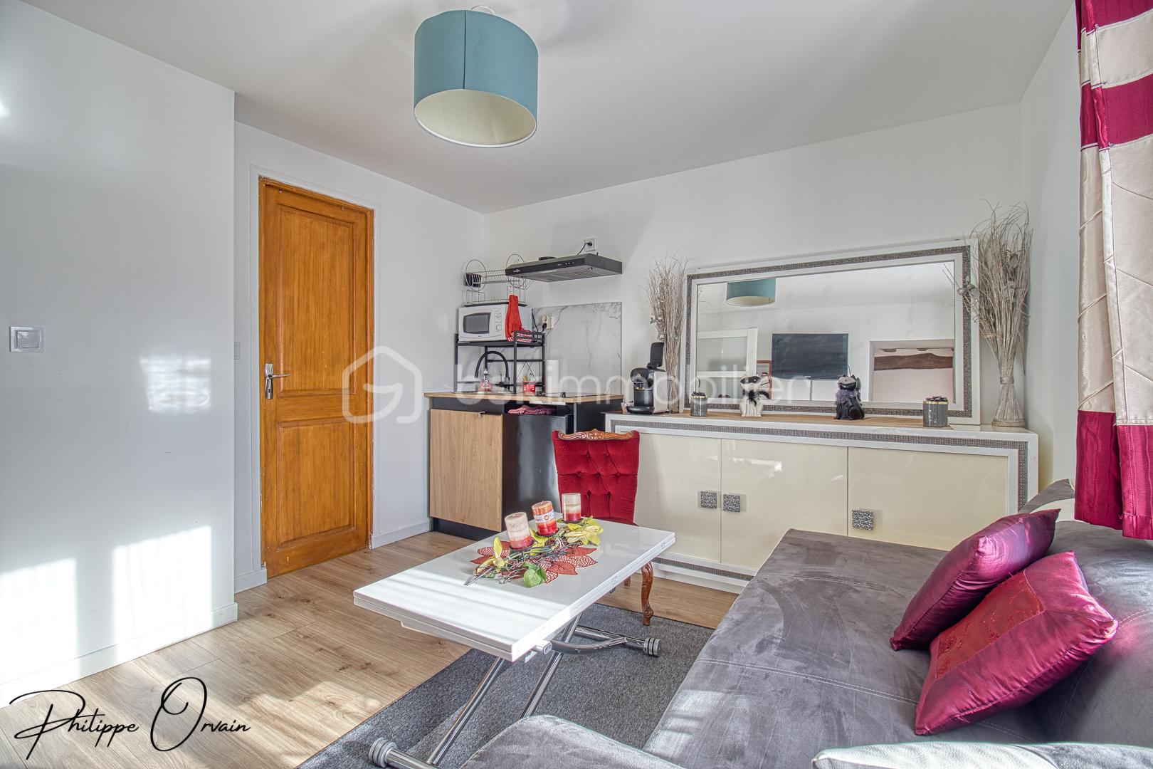 Local d'activités de 292 m² - IMG_8719_71.jpg