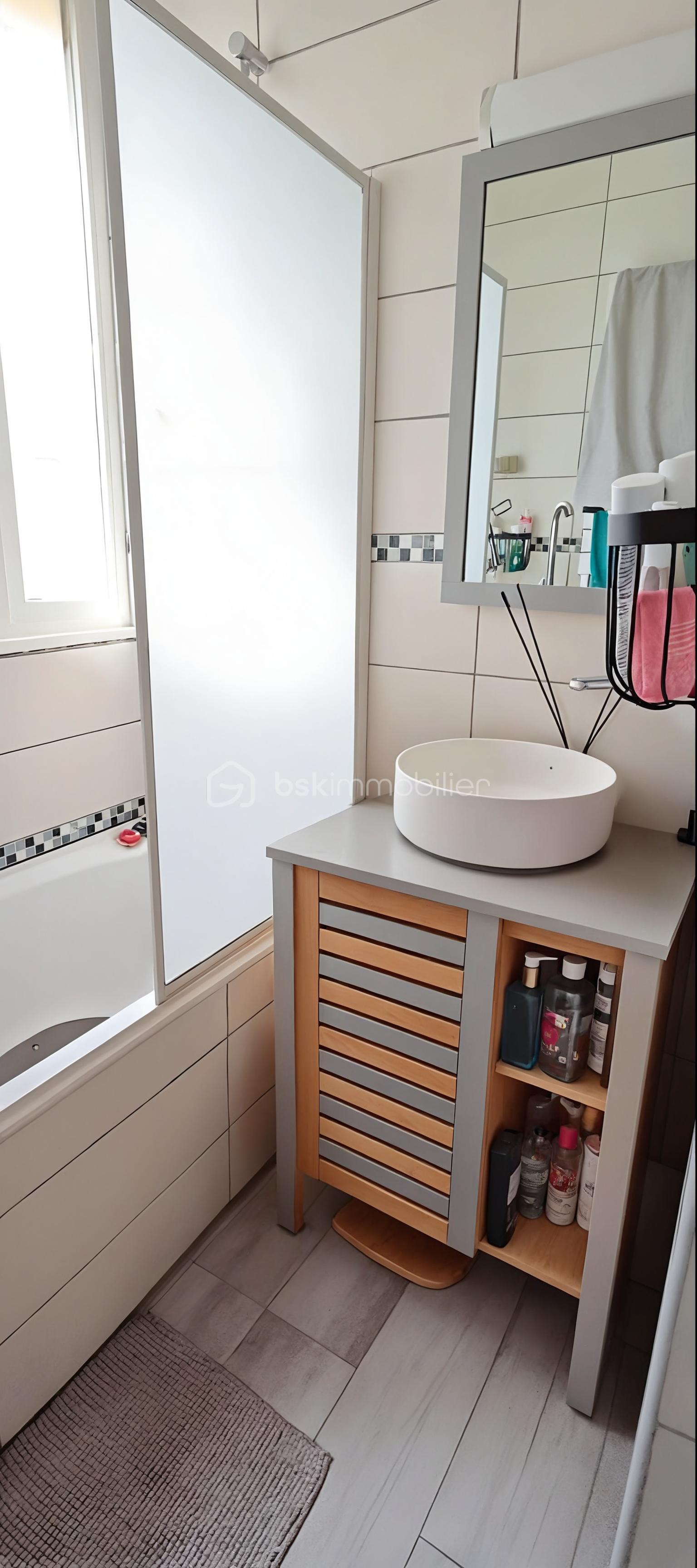 Appartement de 60 m² - 8c7d23370cb080d-1.jpg