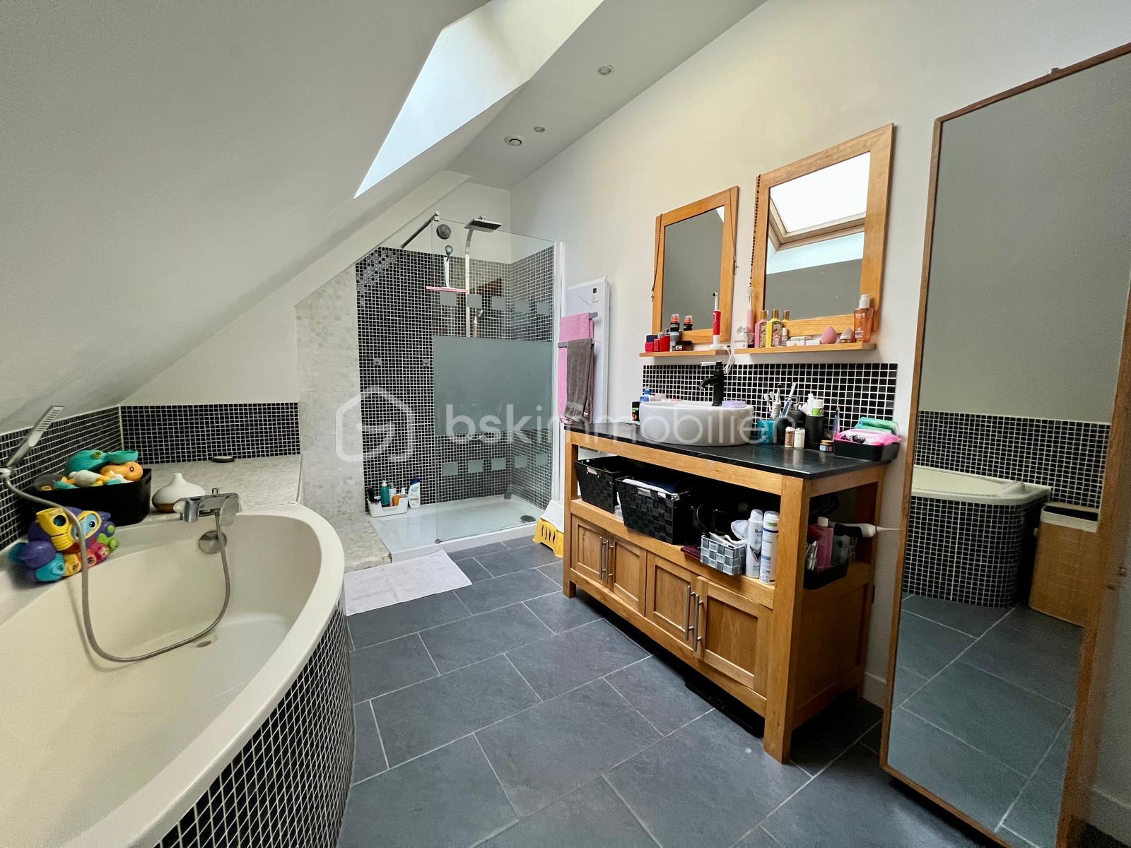 Maison de 110 m² - IMG-20251115-WA0019.jpg