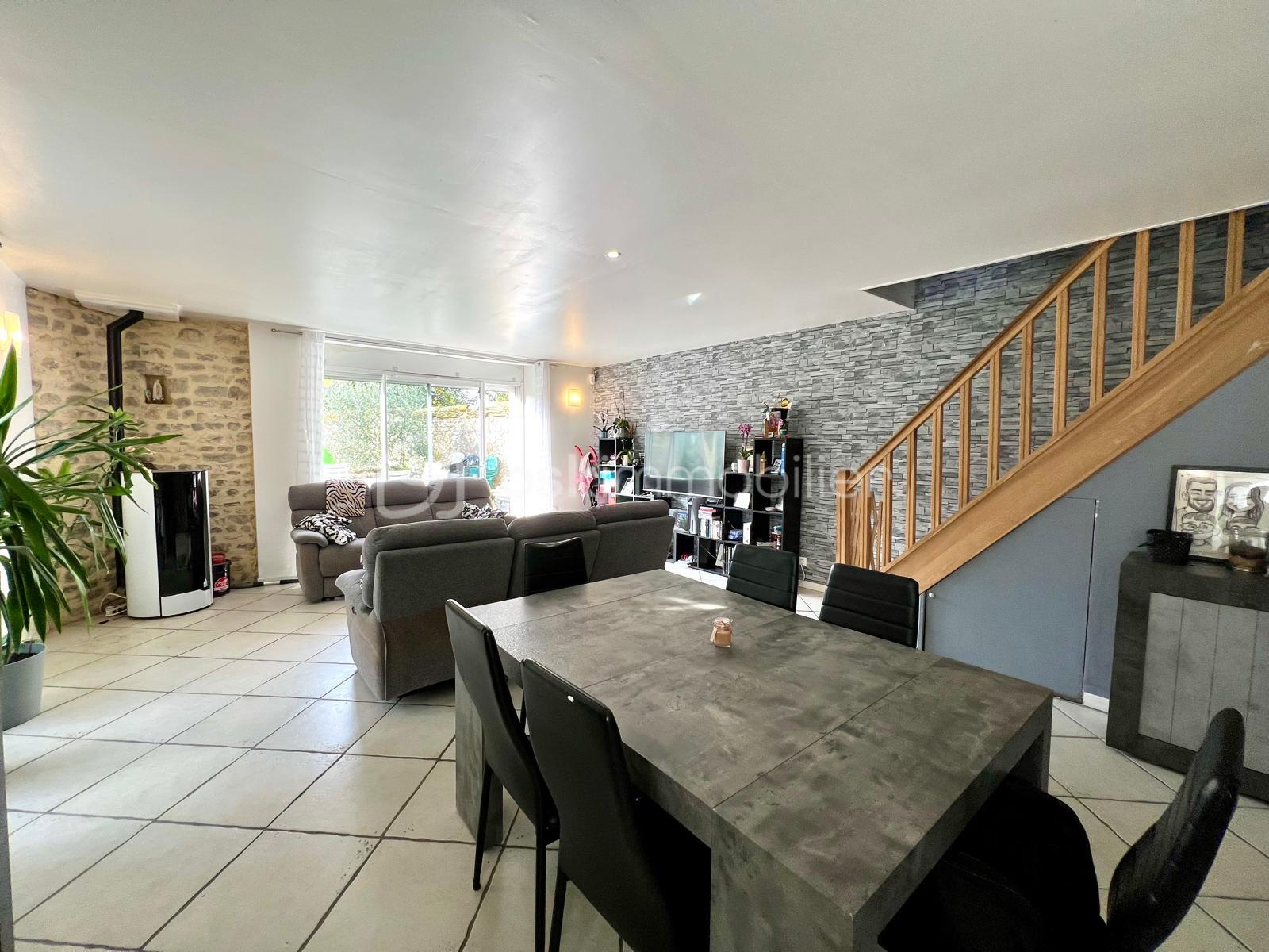 Maison de 110 m² - IMG-20251115-WA0032.jpg