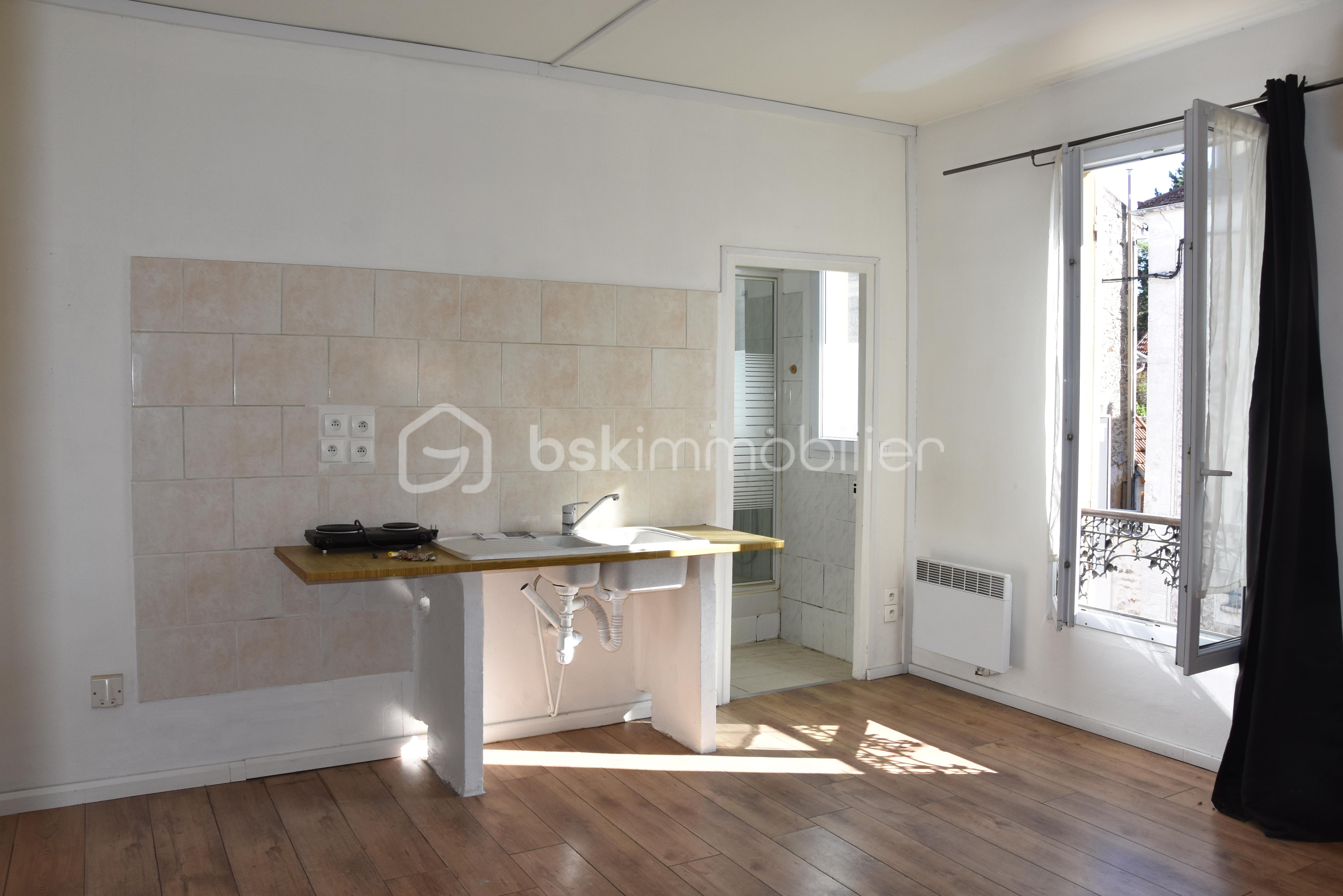 Immeuble de 266 m² - DSC_0756.JPG