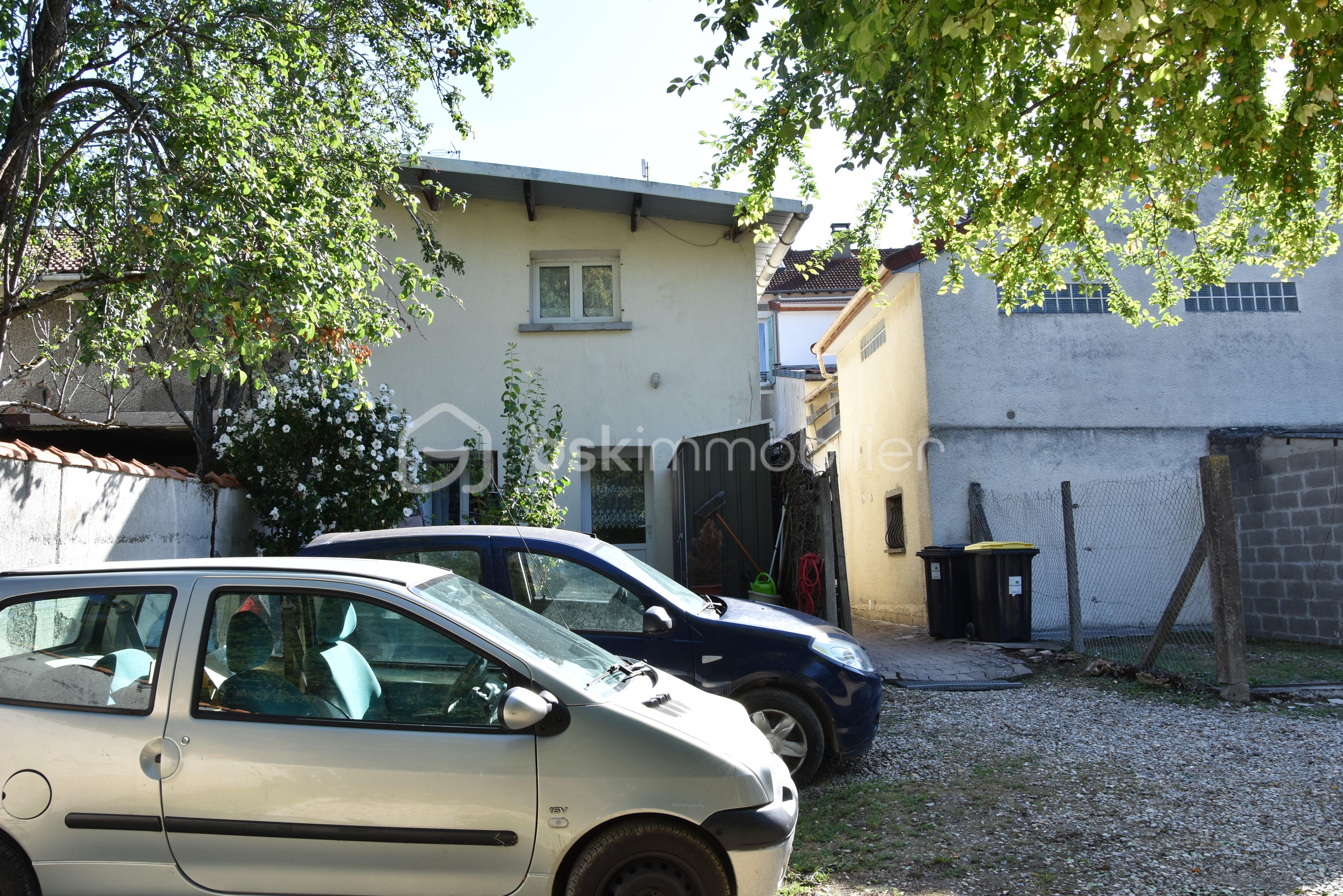 Immeuble de 266 m² - DSC_0760.JPG