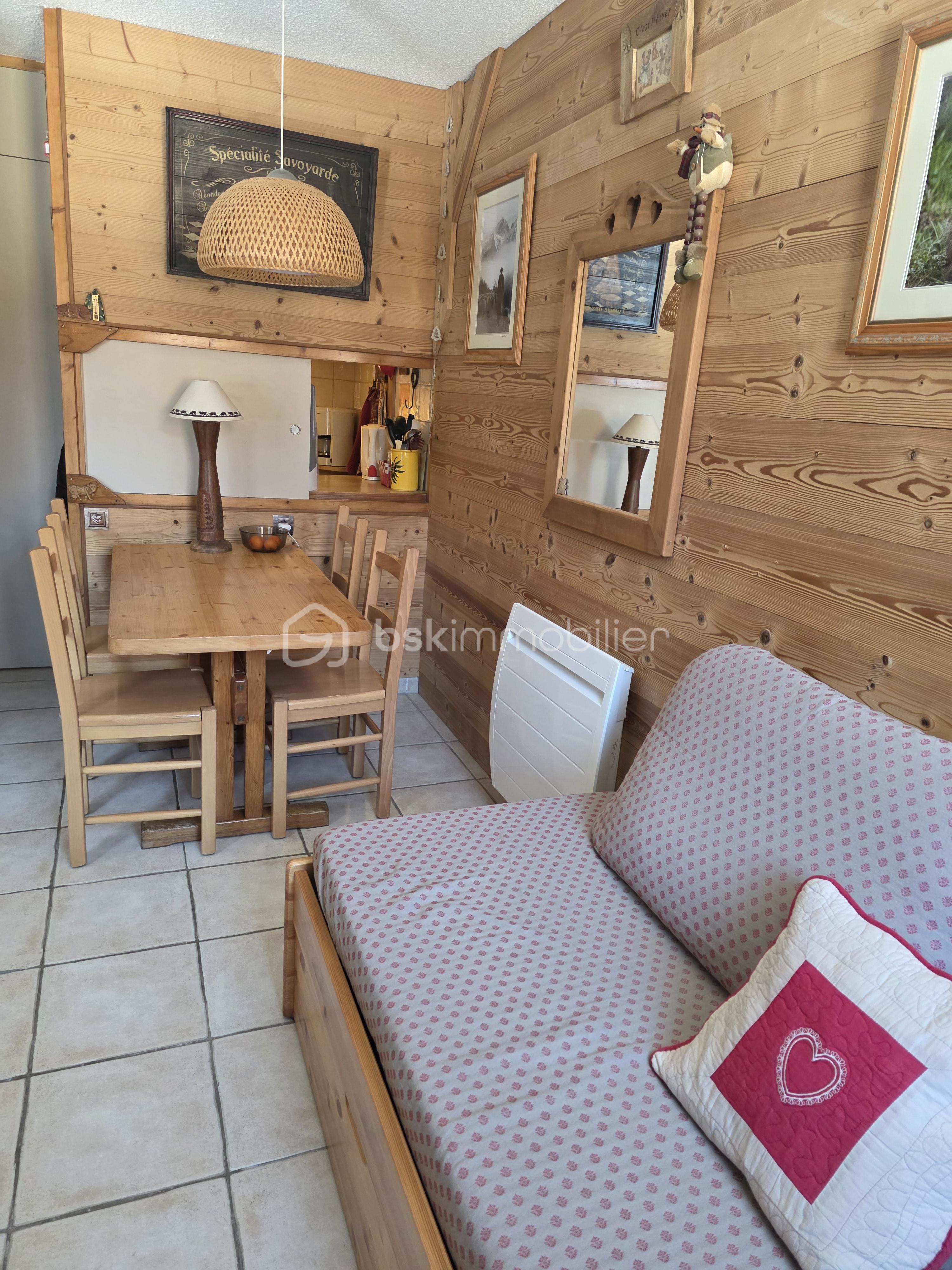 Appartement de 26 m² - Coin repas 1.jpg