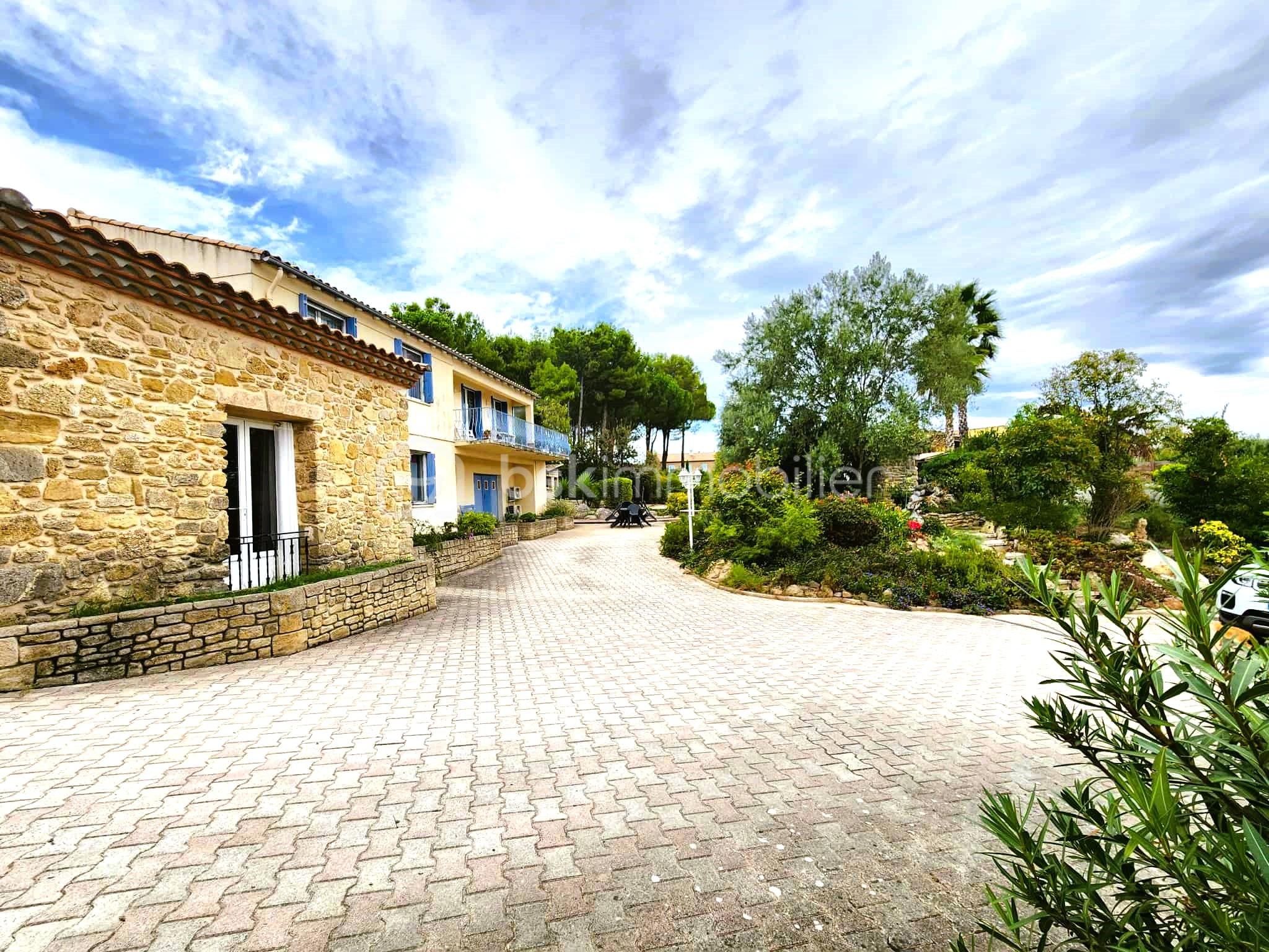 Maison de 214 m² - 8a5a0539-5e59-4852-bf70-1bc28dbe881b (1).jpg