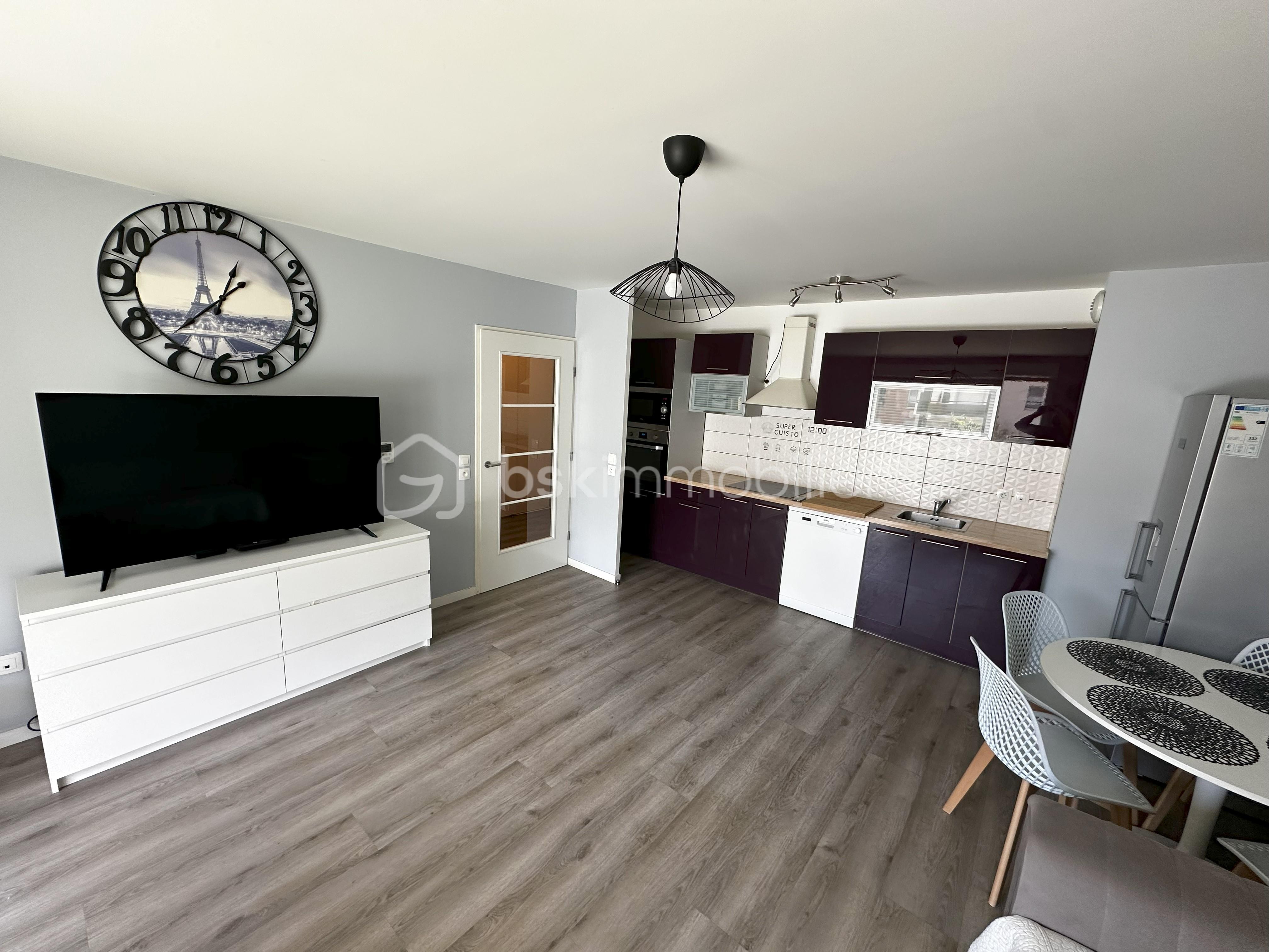 Appartement de 64 m² - CAMARAPHOTOSALON5.jpg
