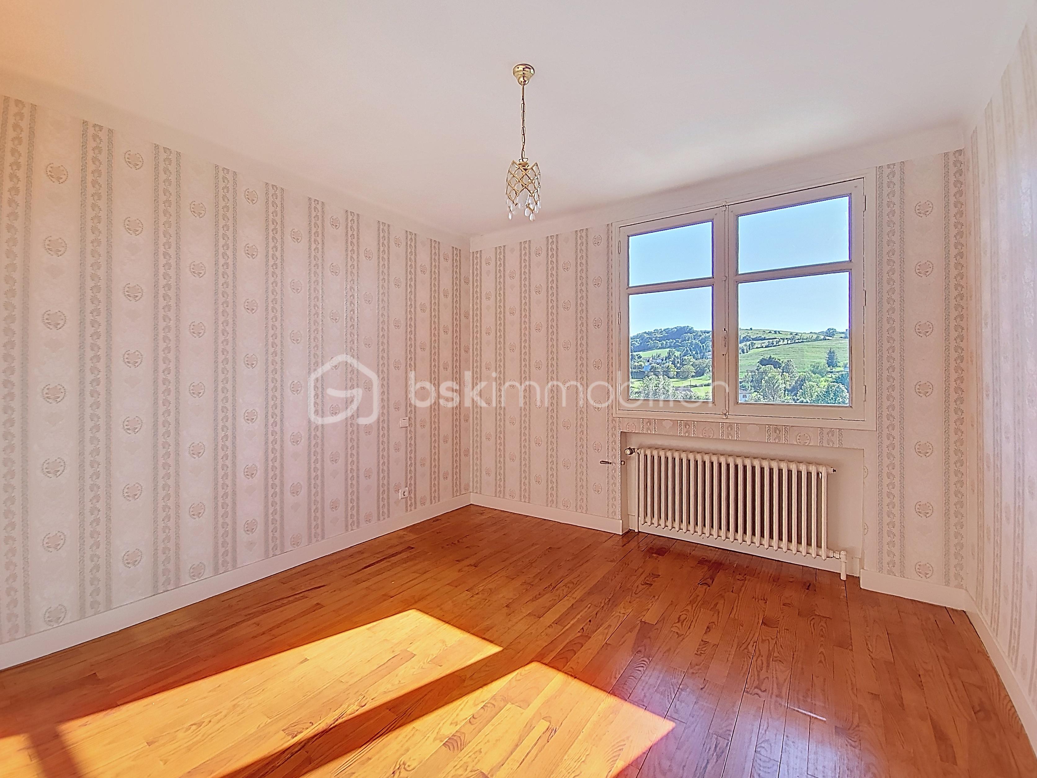 Maison traditionnelle de 119,80 m² - Chambre.jpg