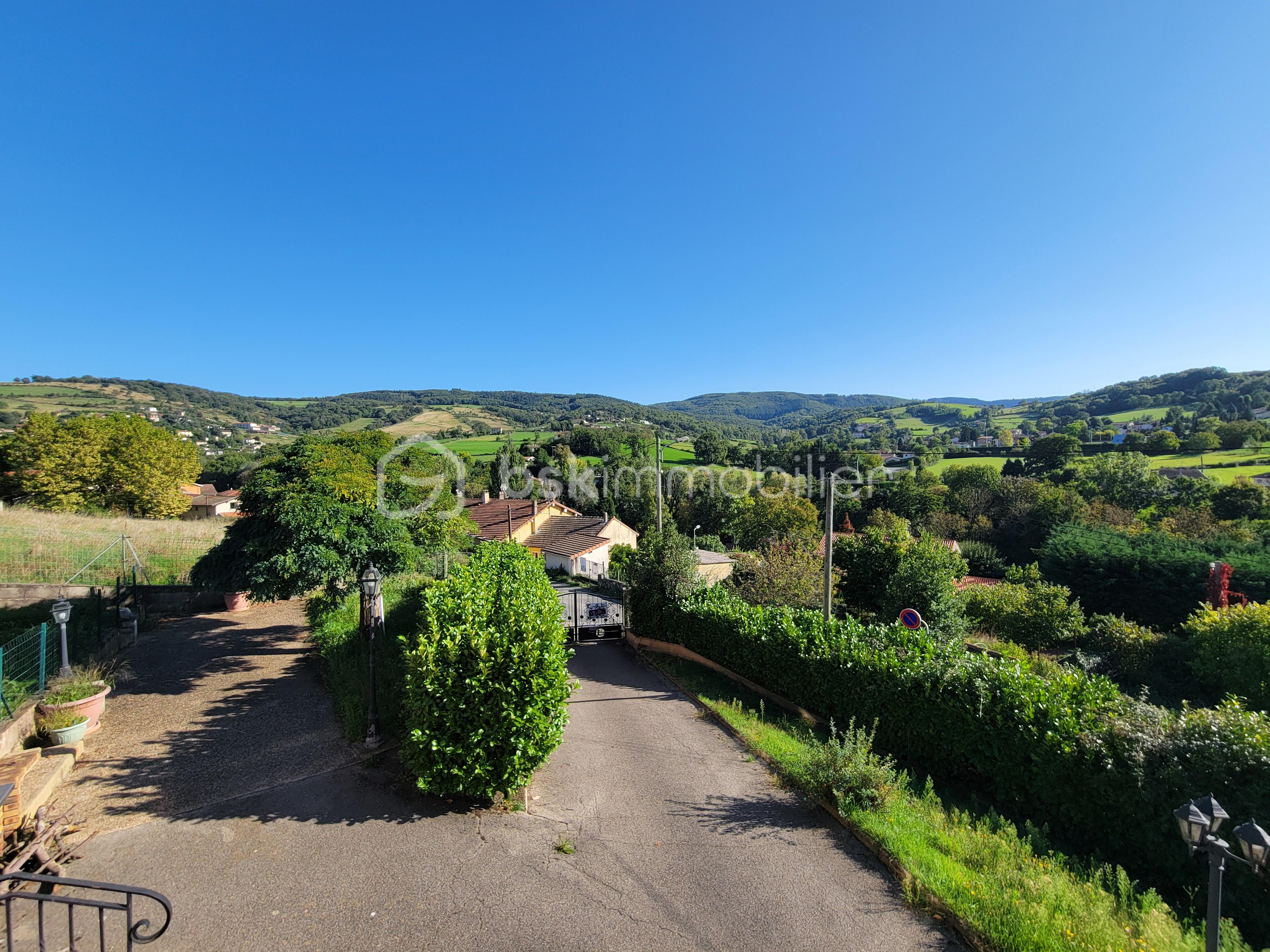 Maison traditionnelle de 119,80 m² - Vue1.jpg