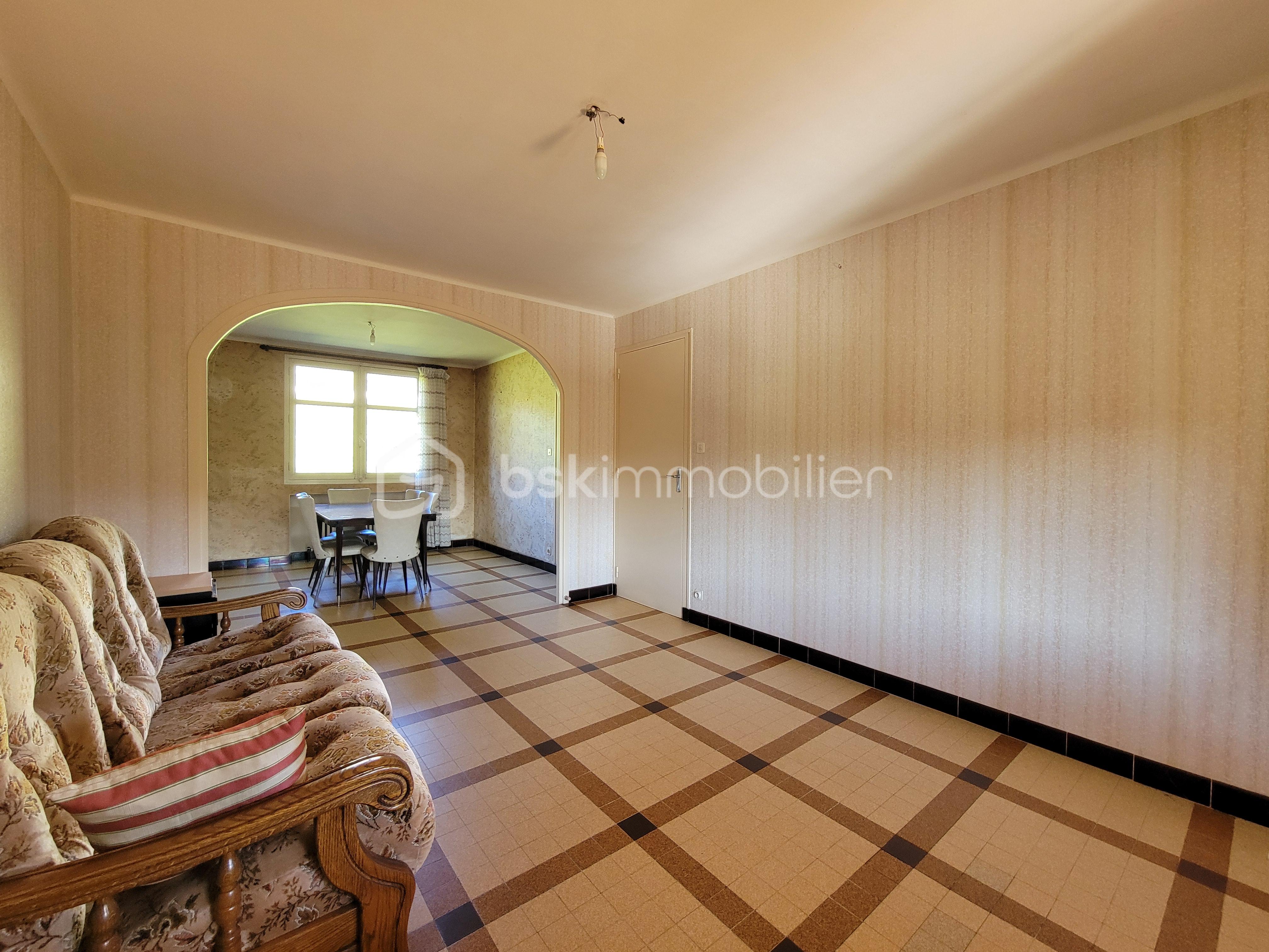 Maison traditionnelle de 119,80 m² - Séjour1.jpg