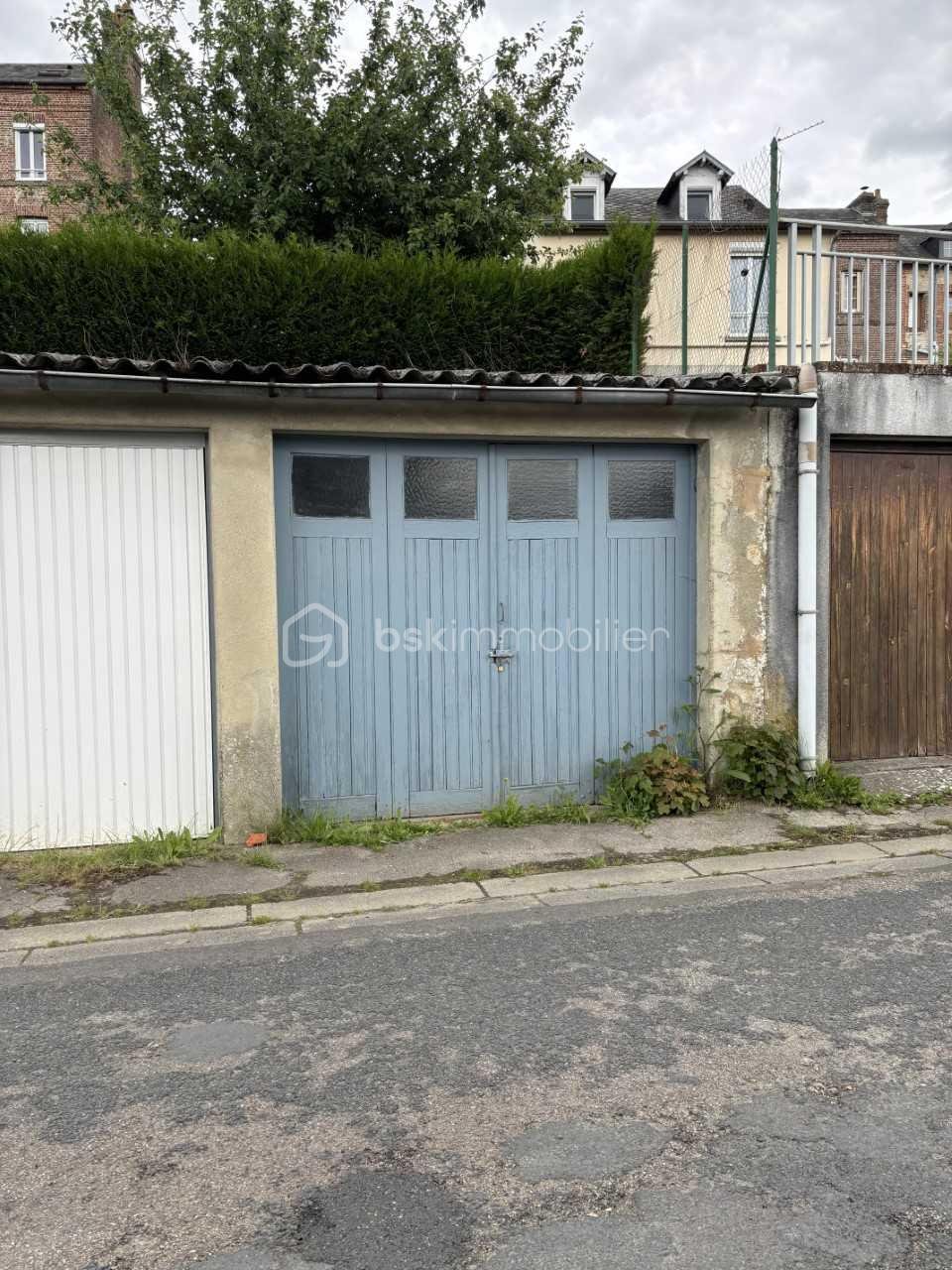 Parking de 18 m² - télécharger (4).jpg