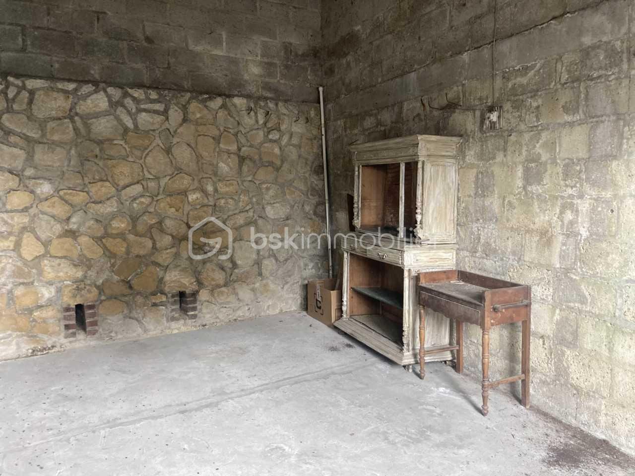 Parking de 18 m² - télécharger (3).jpg