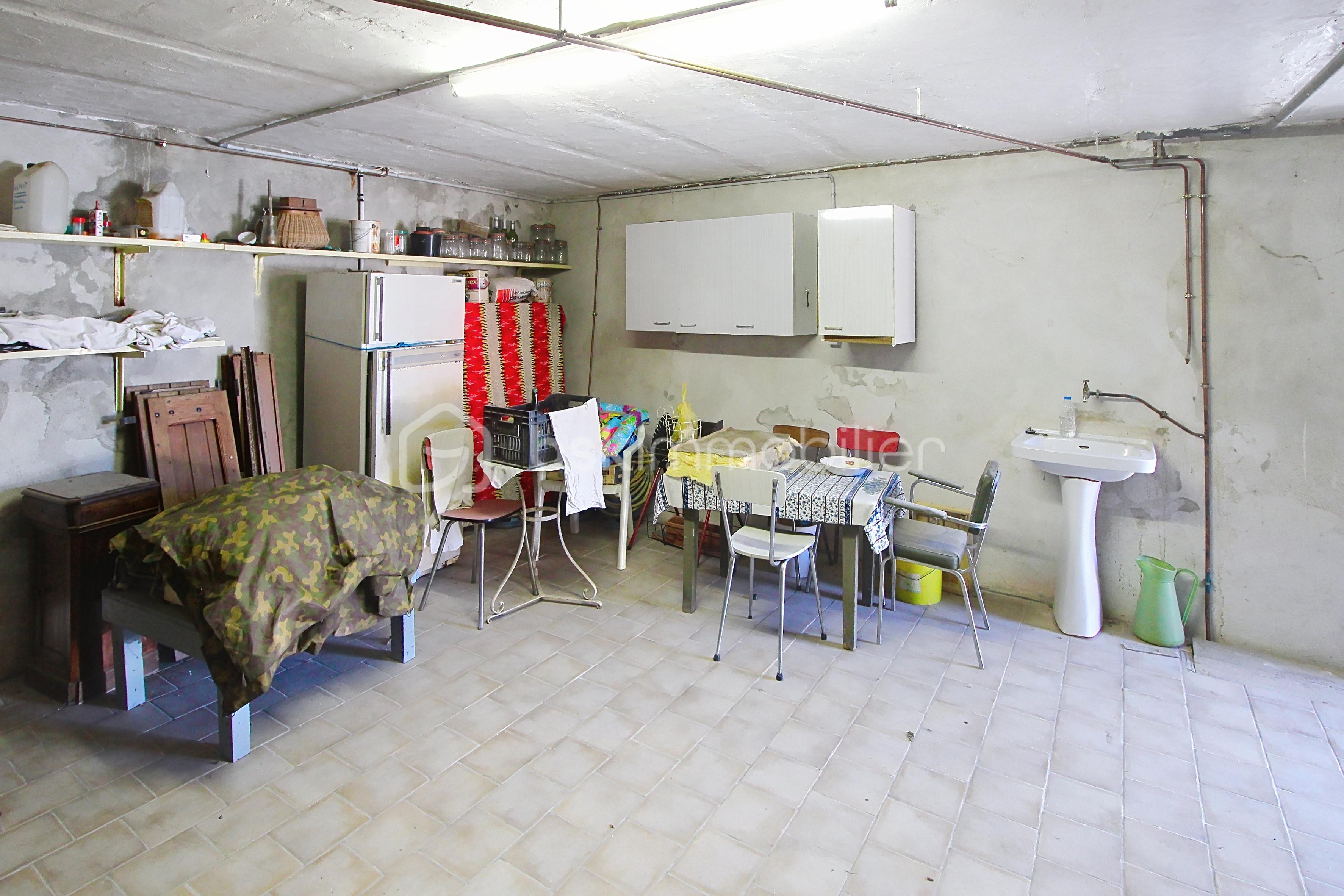 Maison de village de 45 m² - demo-tour-10-main-street_00001(25).jpeg