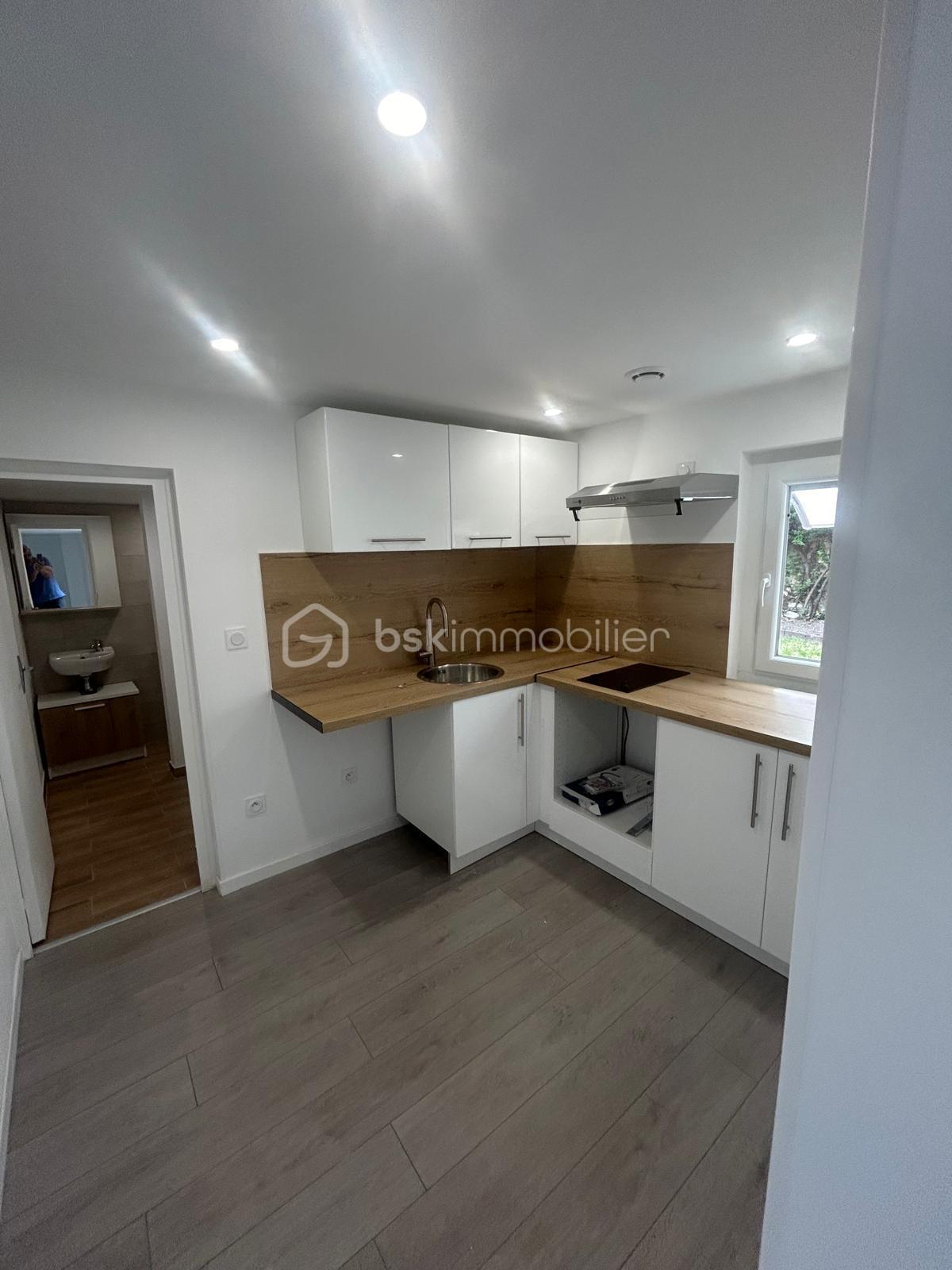 Immeuble mixte de 504 m² - IMG-20251028-WA0033.jpg