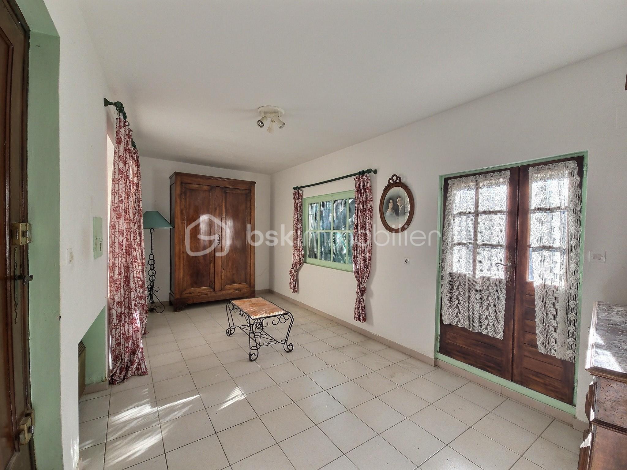 Maison de village de 172 m² - exposio_133549822.jpg