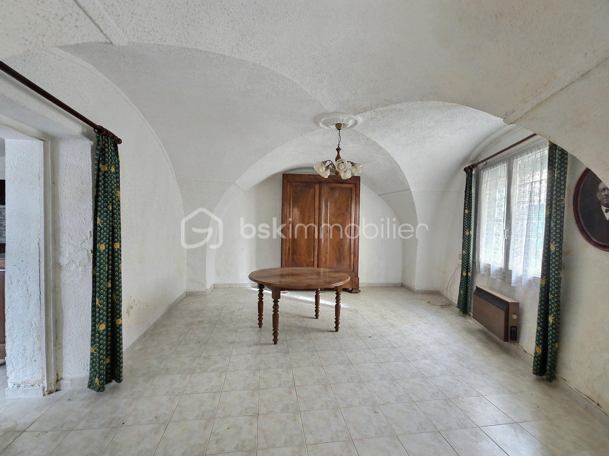 Maison de village de 172 m² - exposio_133549888.jpg