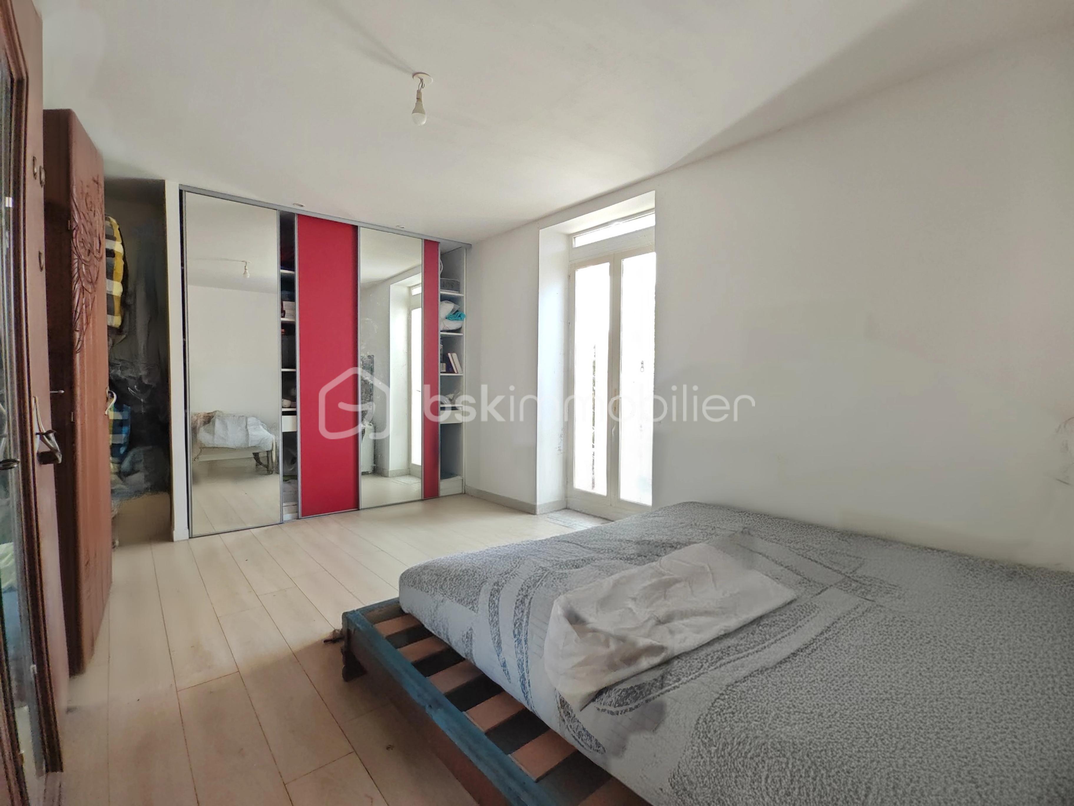 Corps de ferme de 151 m² - JoT8whjRhNWTmwYvdmcXlNvoShLybZ4sV55J0LJb.jpg