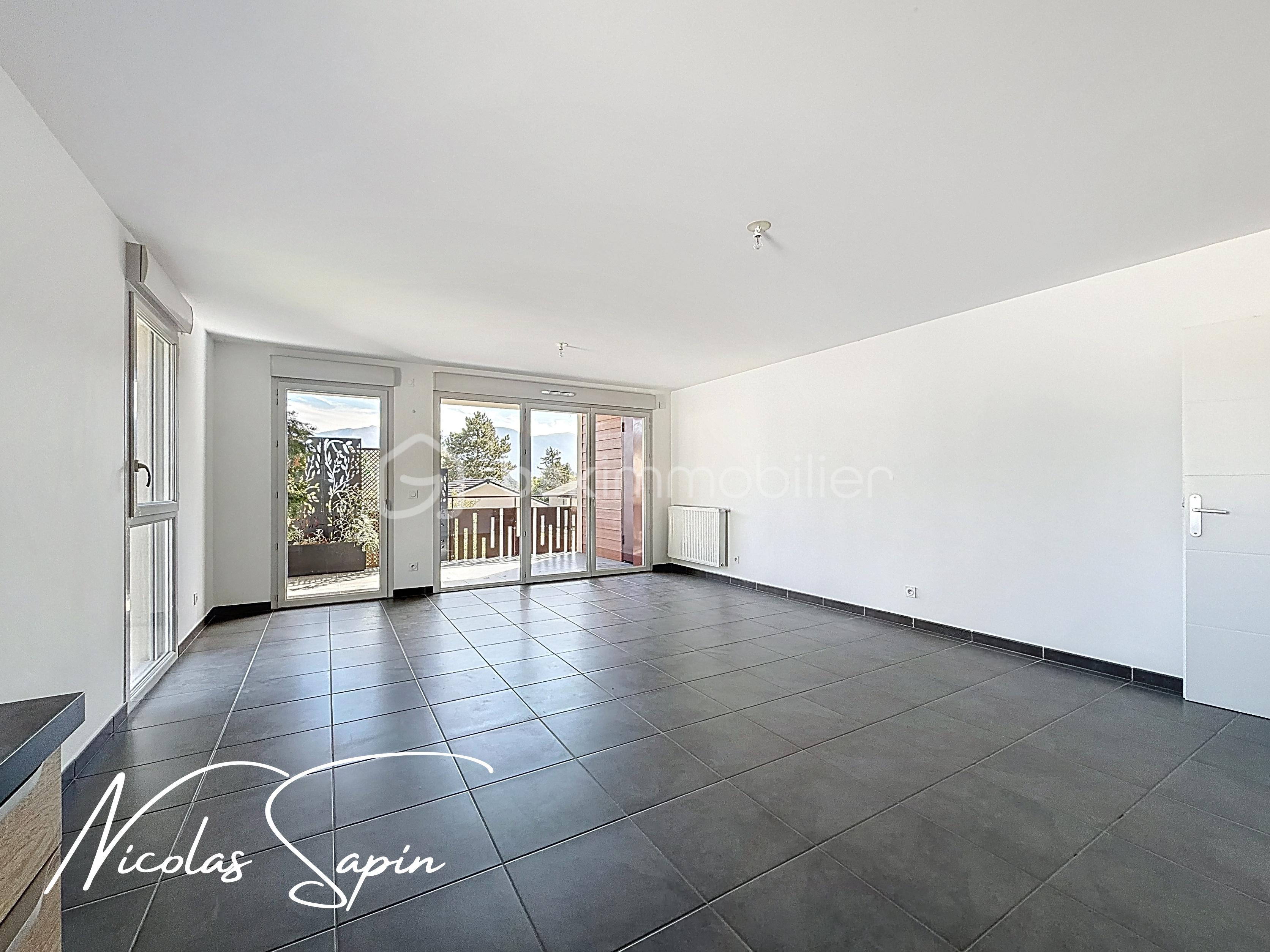 Appartement de 87 m² - claix_00001.jpg