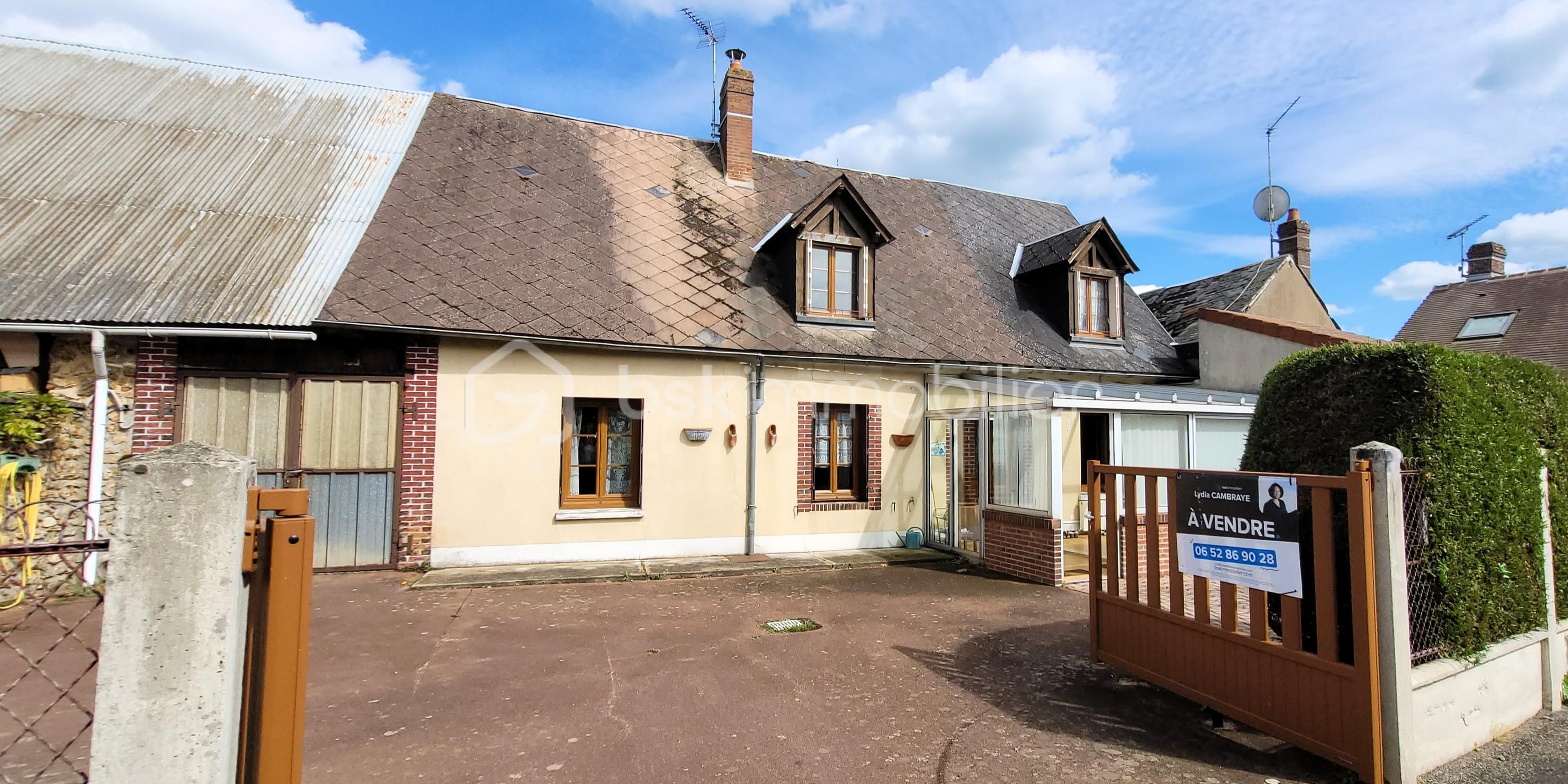 Maison 5 pièces 550 m² · à Dangeau · 550 m² · 119 000 €