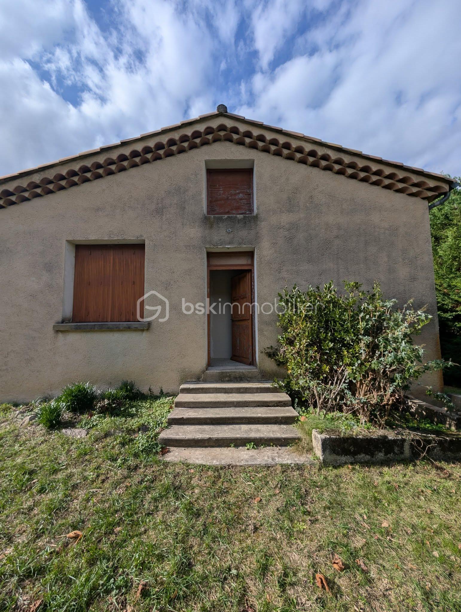 Exploitation agricole de 160 m² - 580529165_10224423064324520_8920042921852695886_n.jpg