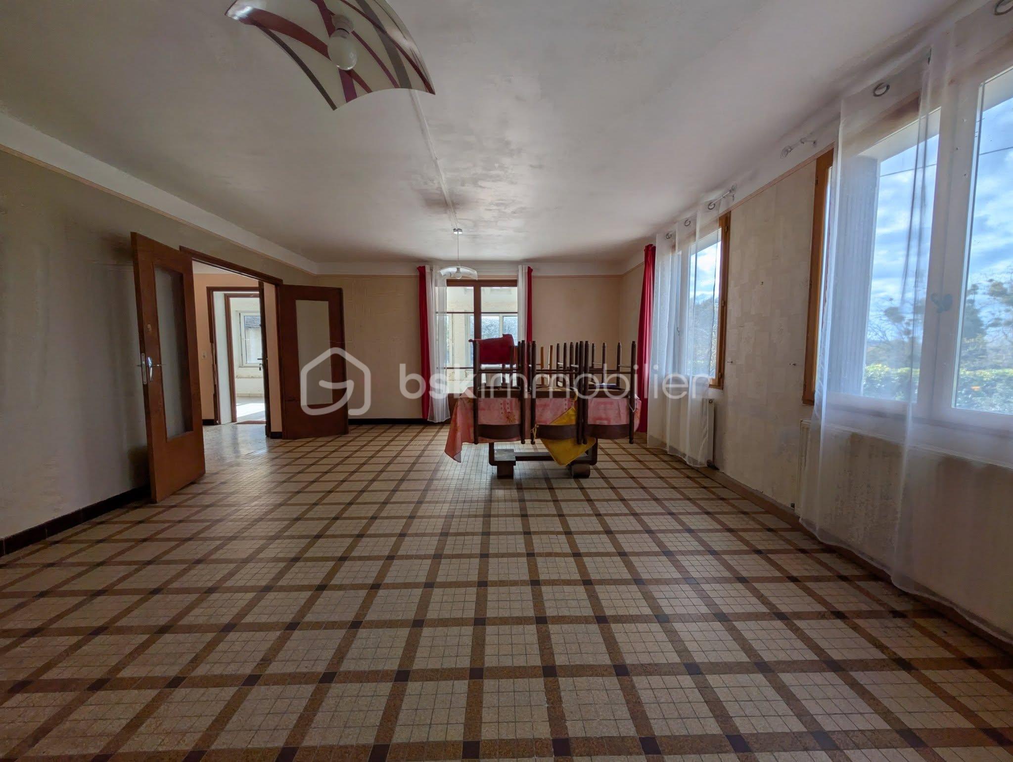 Exploitation agricole de 160 m² - 581227095_10224423067324595_6754988140232215051_n.jpg