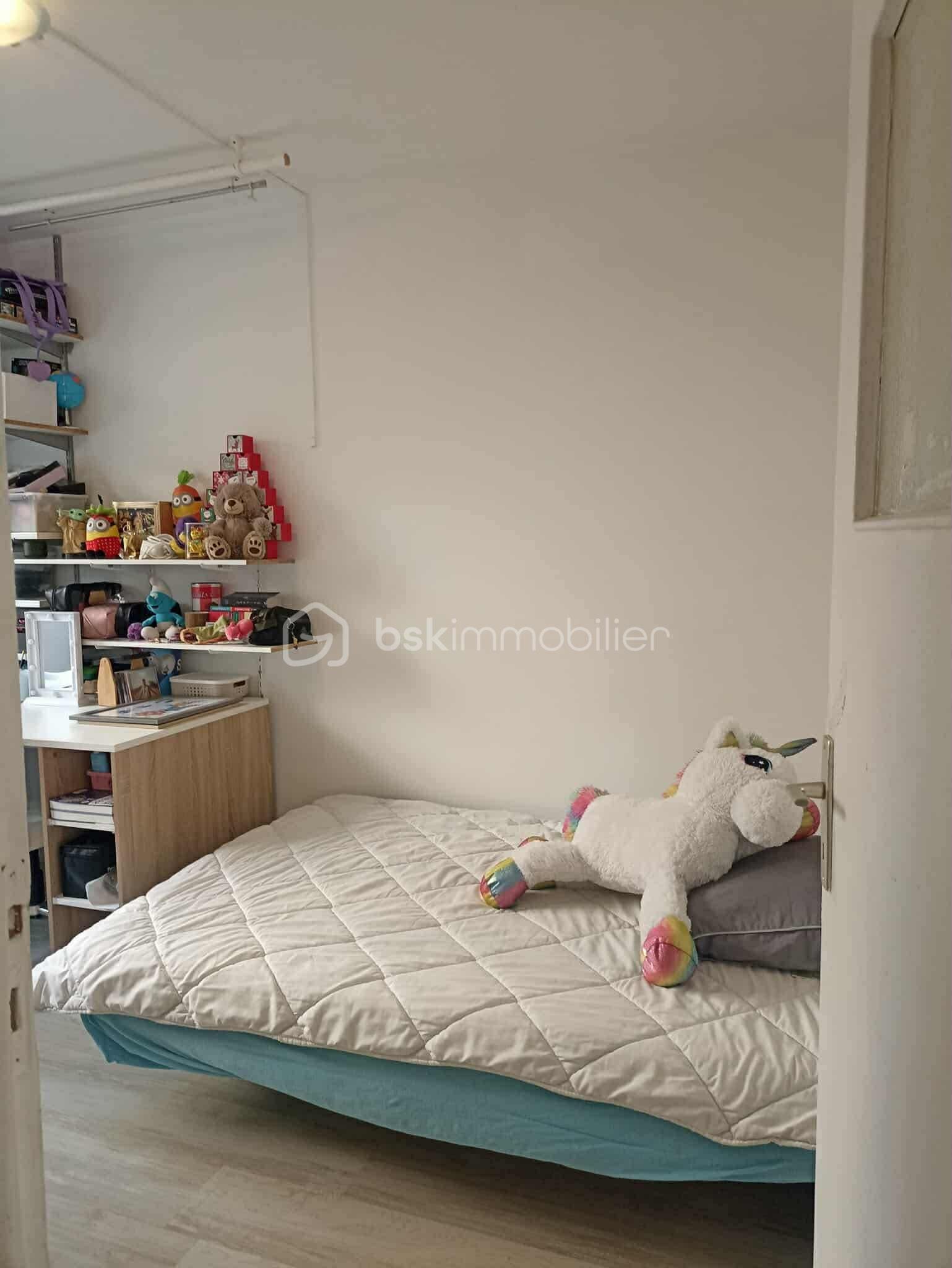 Appartement de 68 m² - att._XUQ_98hFHLY7ncevGl0R0iiEI_1pLZmWHcUFCcVFkY.JPG
