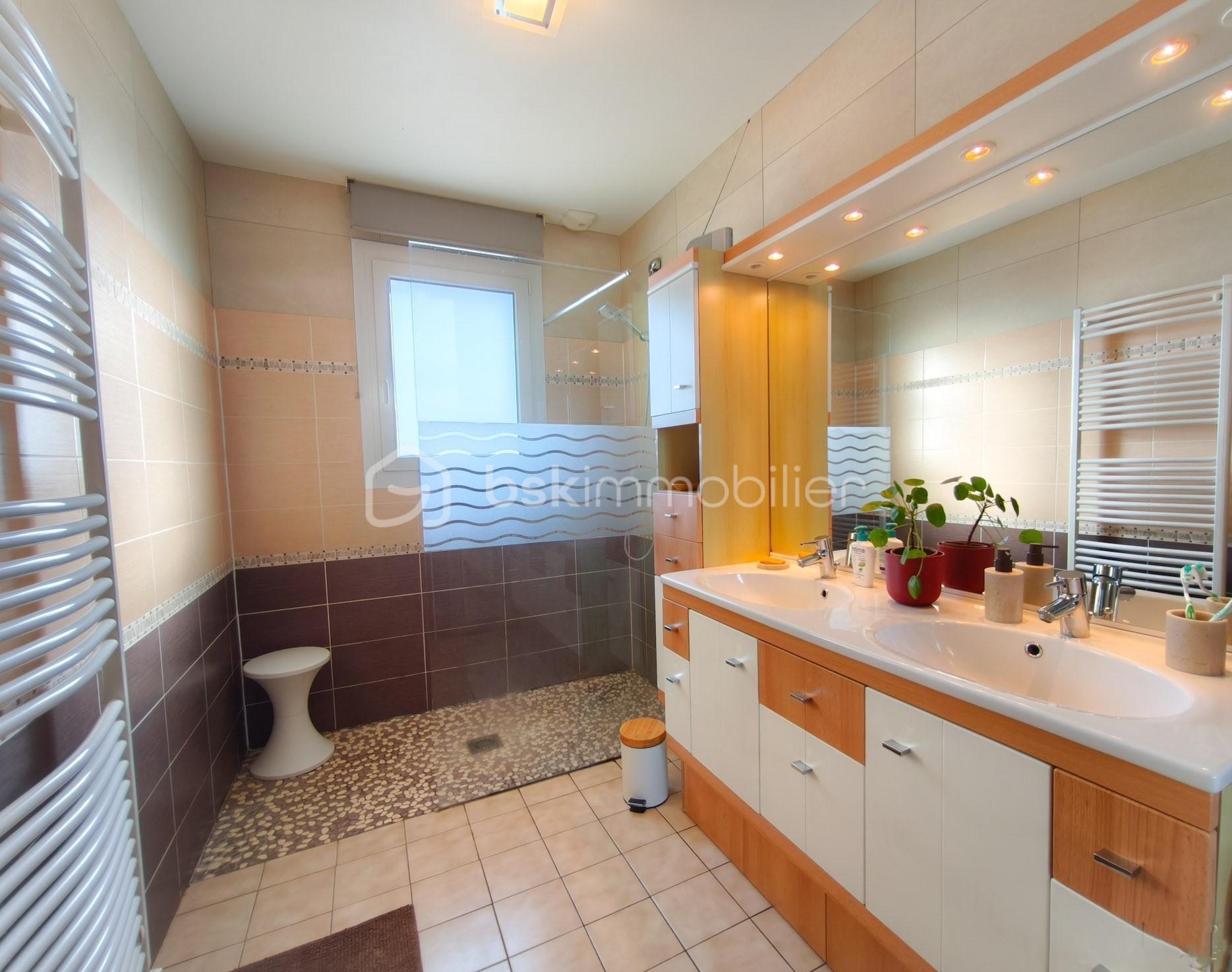 Maison traditionnelle de 91 m² - L6.jpg