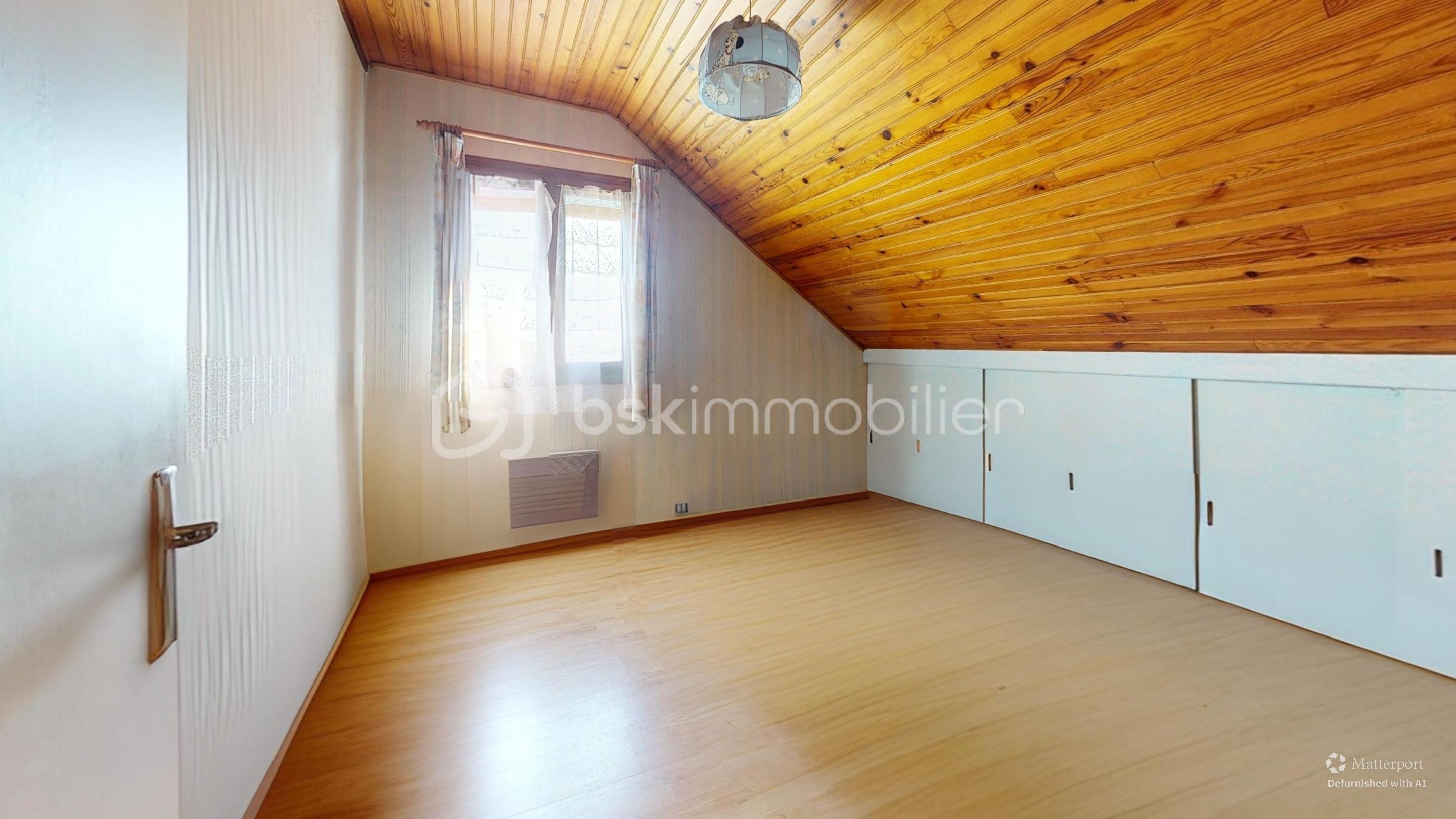 MAISON-DE-MACON-SUR-SOUS-SOL-Bedroom-Defurnished 1.jpg