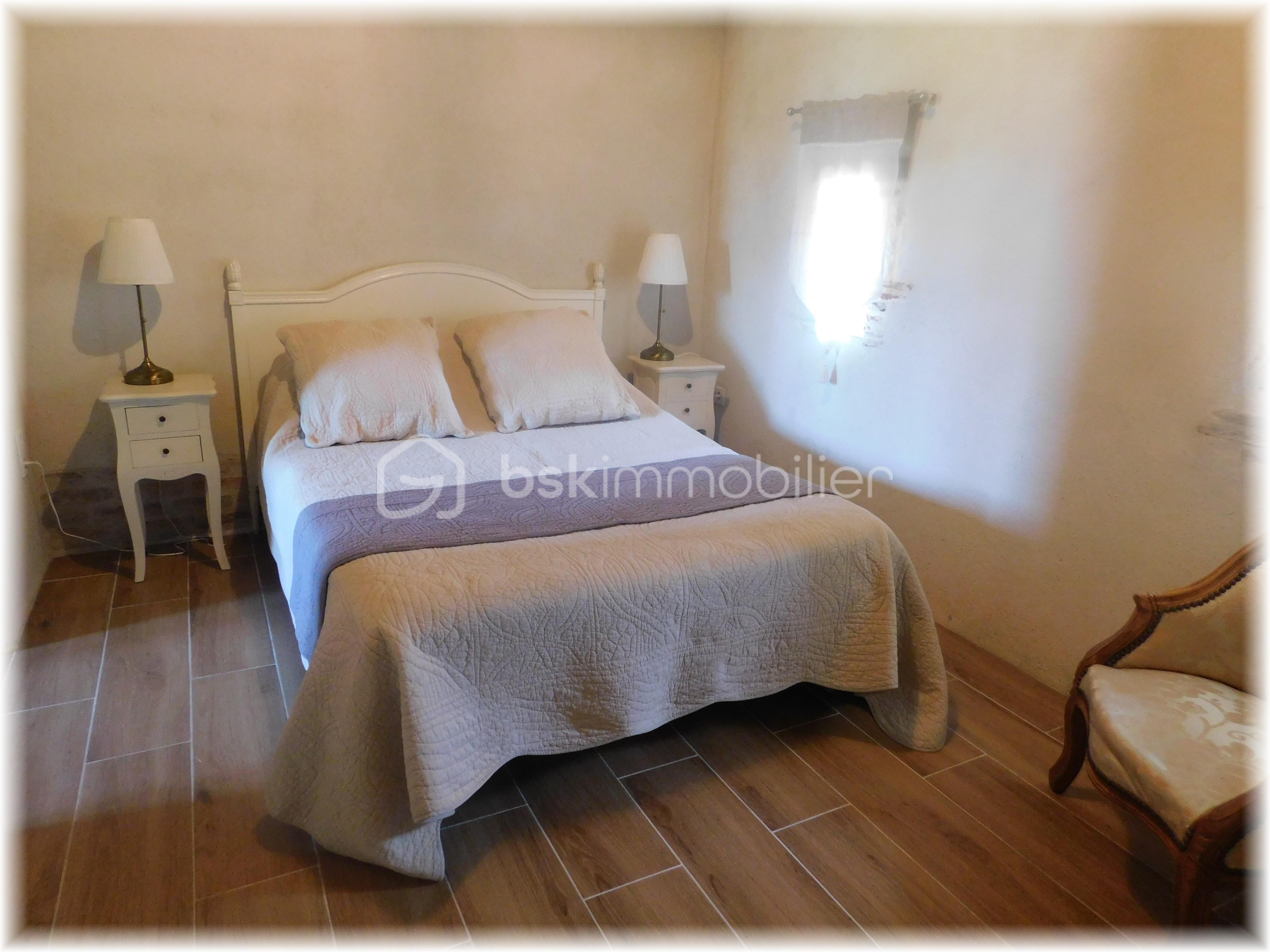 Corps de ferme de 437 m² - DSCN0103.JPG