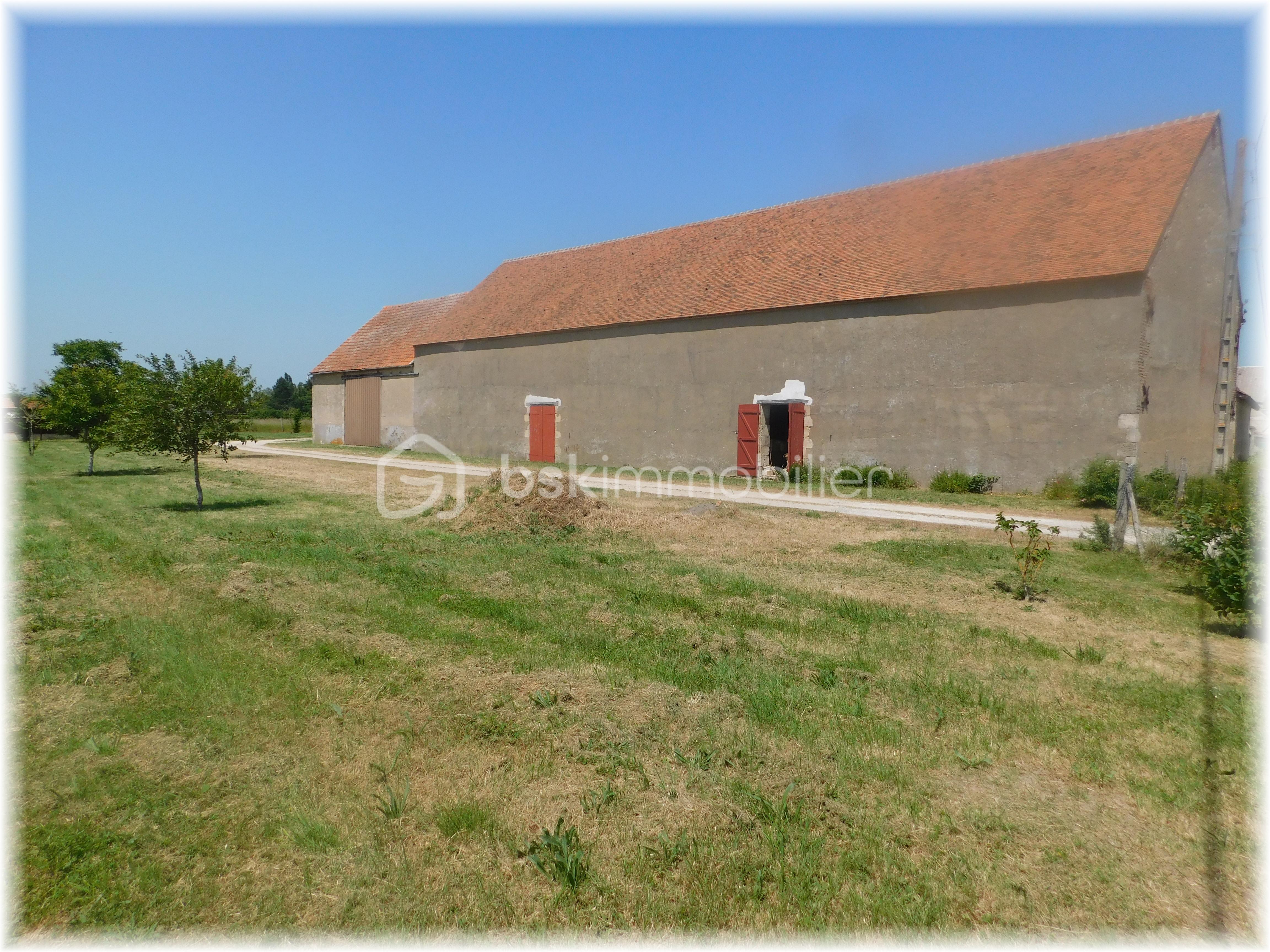 Corps de ferme de 437 m² - dos 300m2.JPG