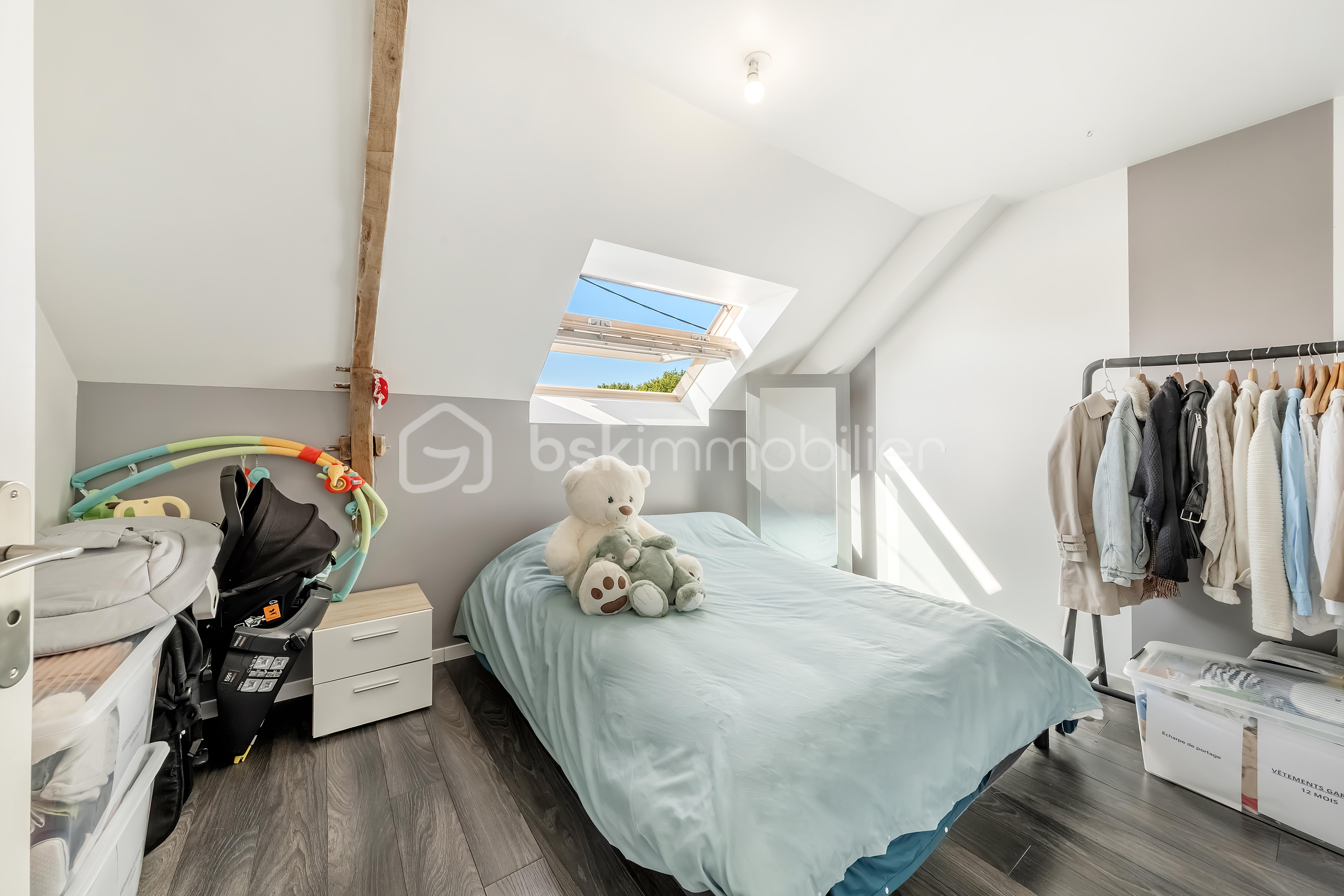 chambre 2 etage .jpg