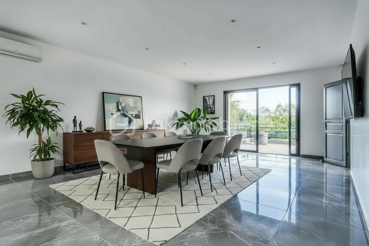 Maison de 173 m² - immobilier villevaude deborah benoit bsk.jpg