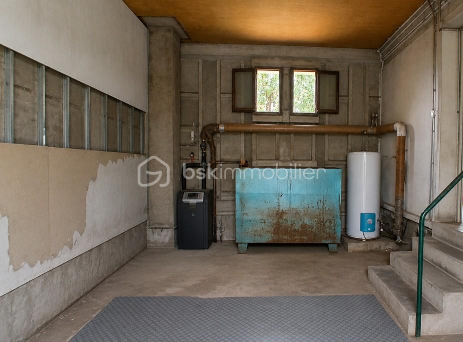 GARAGE.jpg