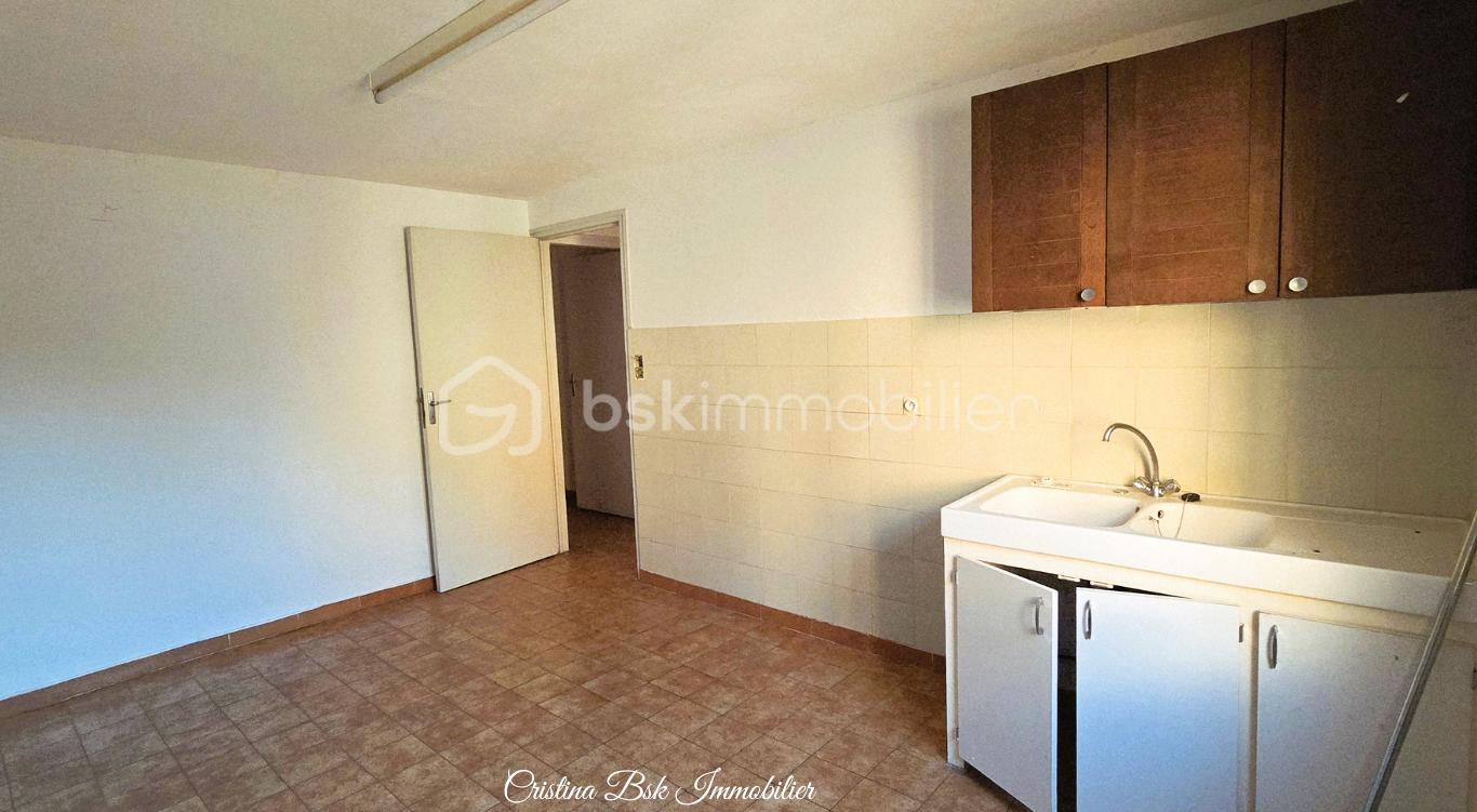 Maison de 188 m² - cuisine ouest rdc.png