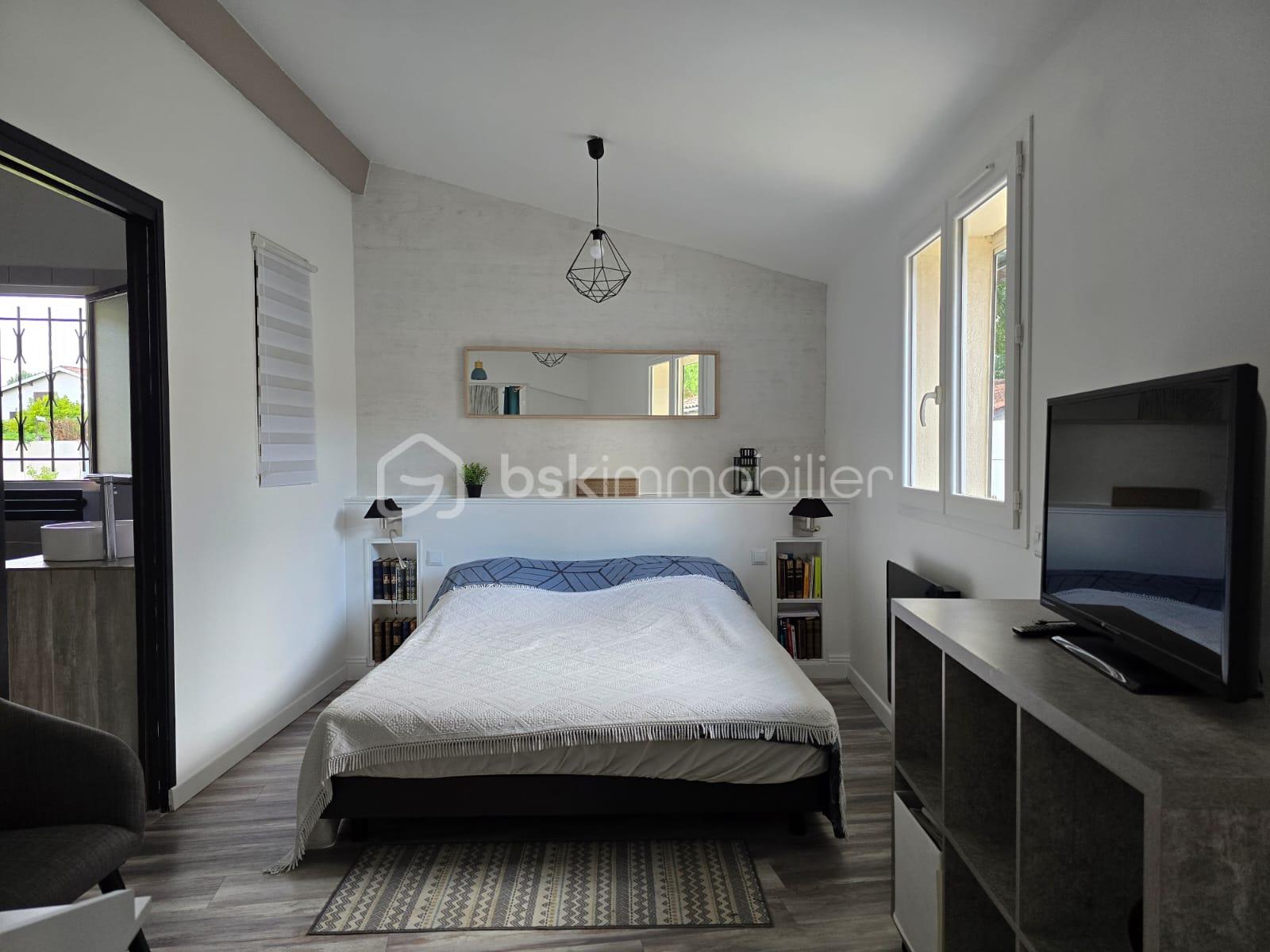 Maison de 178 m² - Chambre 1.jpg