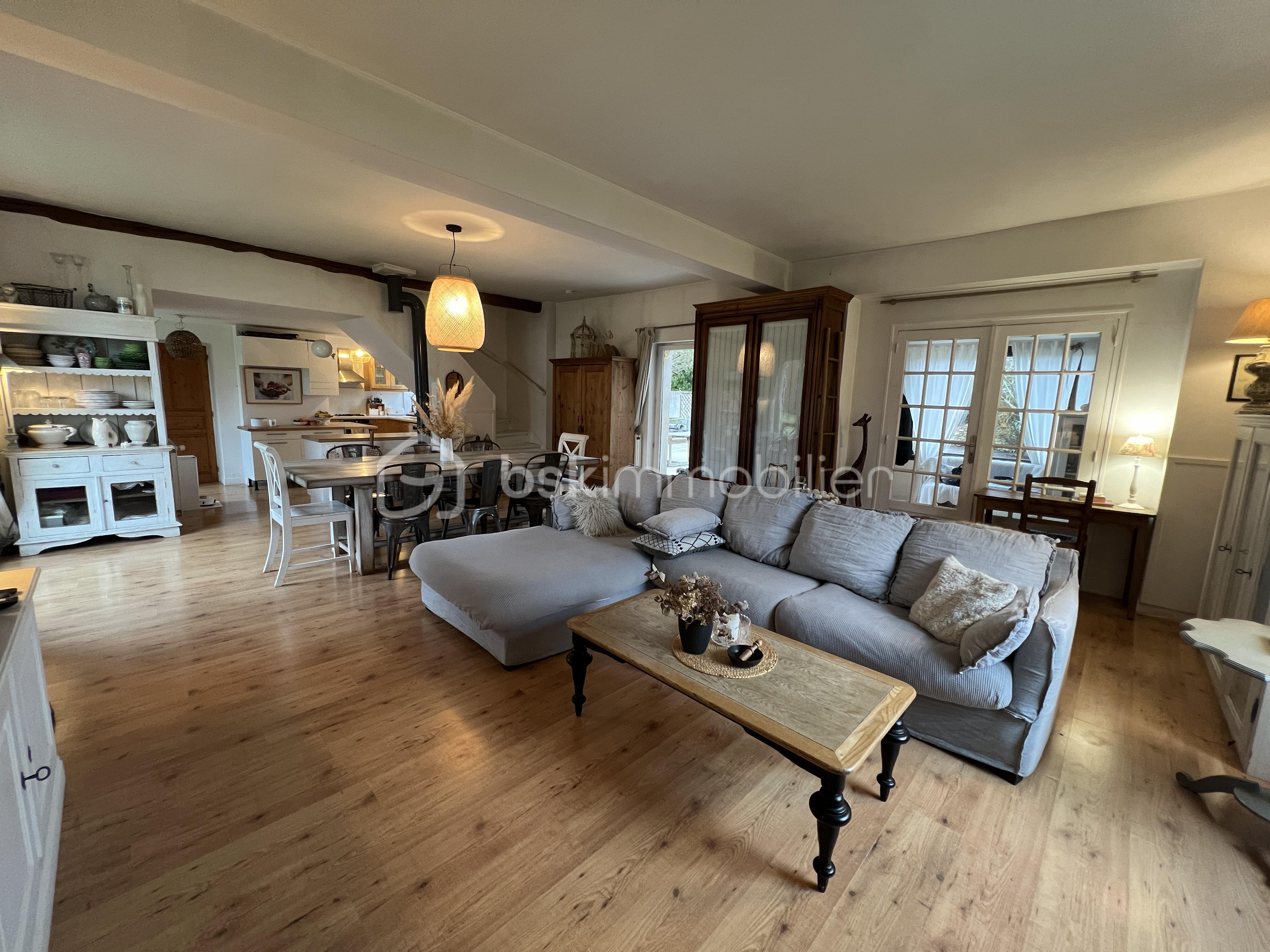 Maison ancienne de 153,89 m² - NICOLAS VAN DE WALLE BSK IMMOBILIER GOUSSAINVILLE MAISON CHAMBRE LOLY 30.JPG