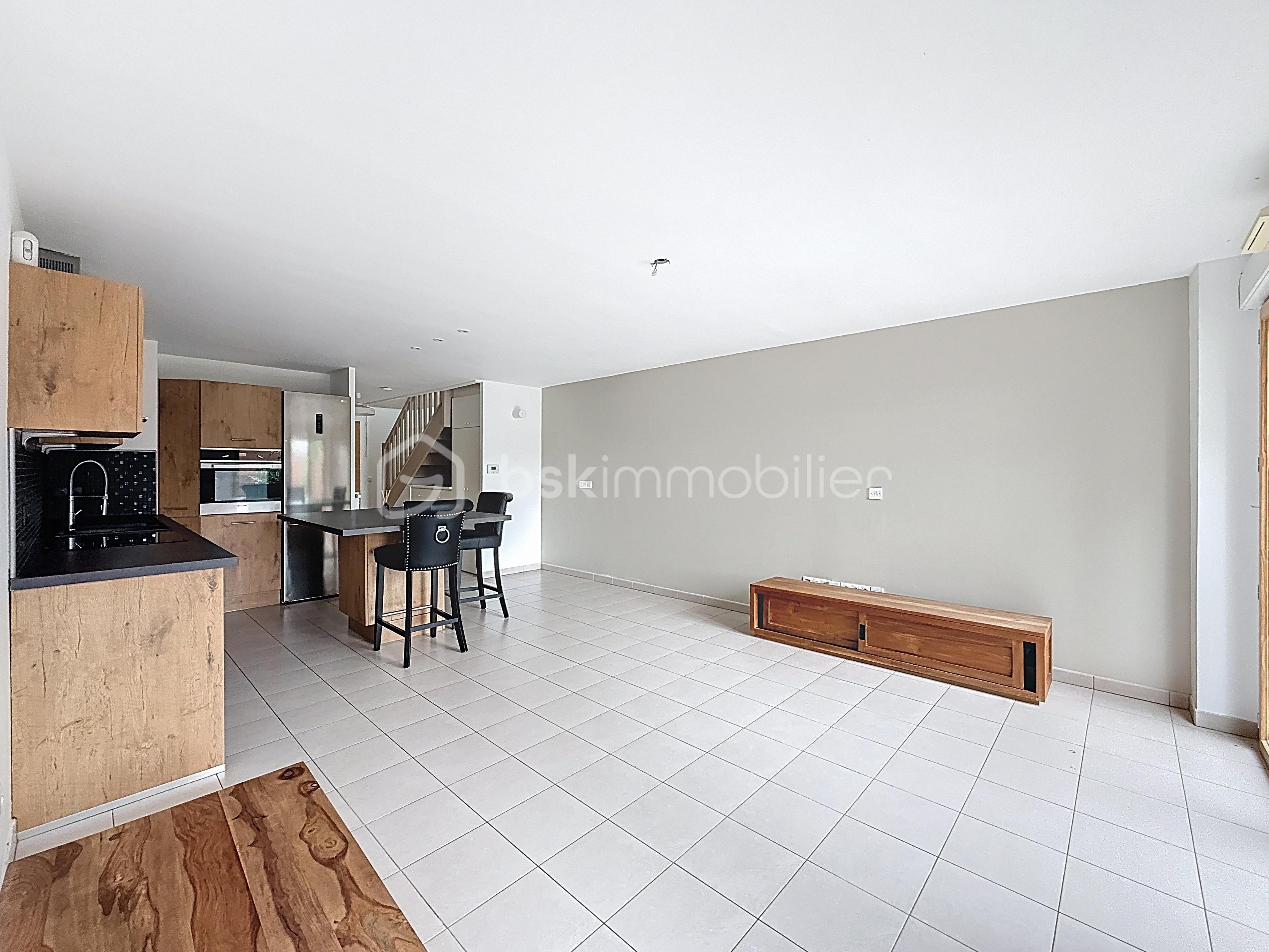 Maison de 67,62 m² - vaux-le-penil_00002.jpg