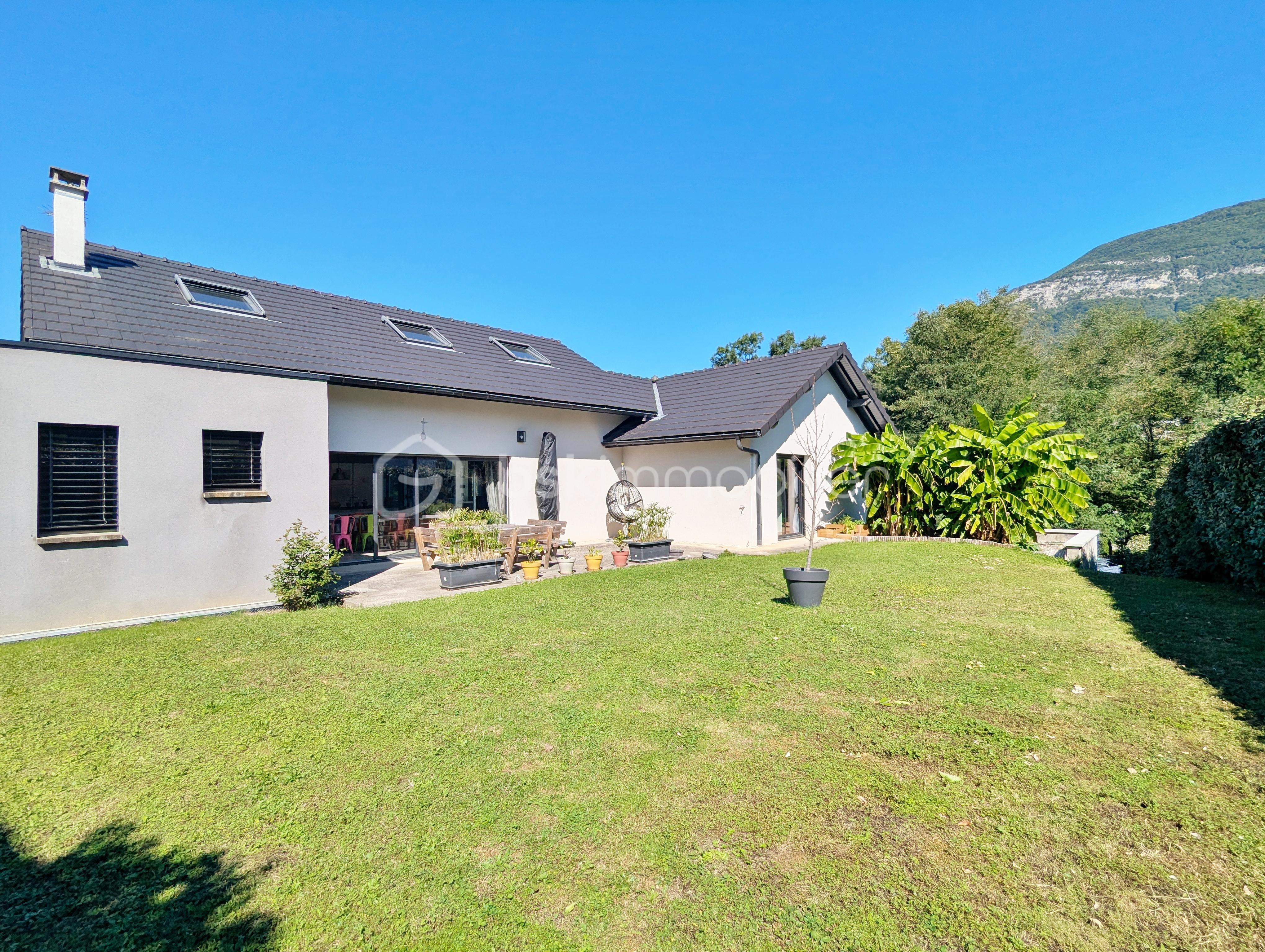 Maison contemporaine de 193 m² - 1000006265.jpg