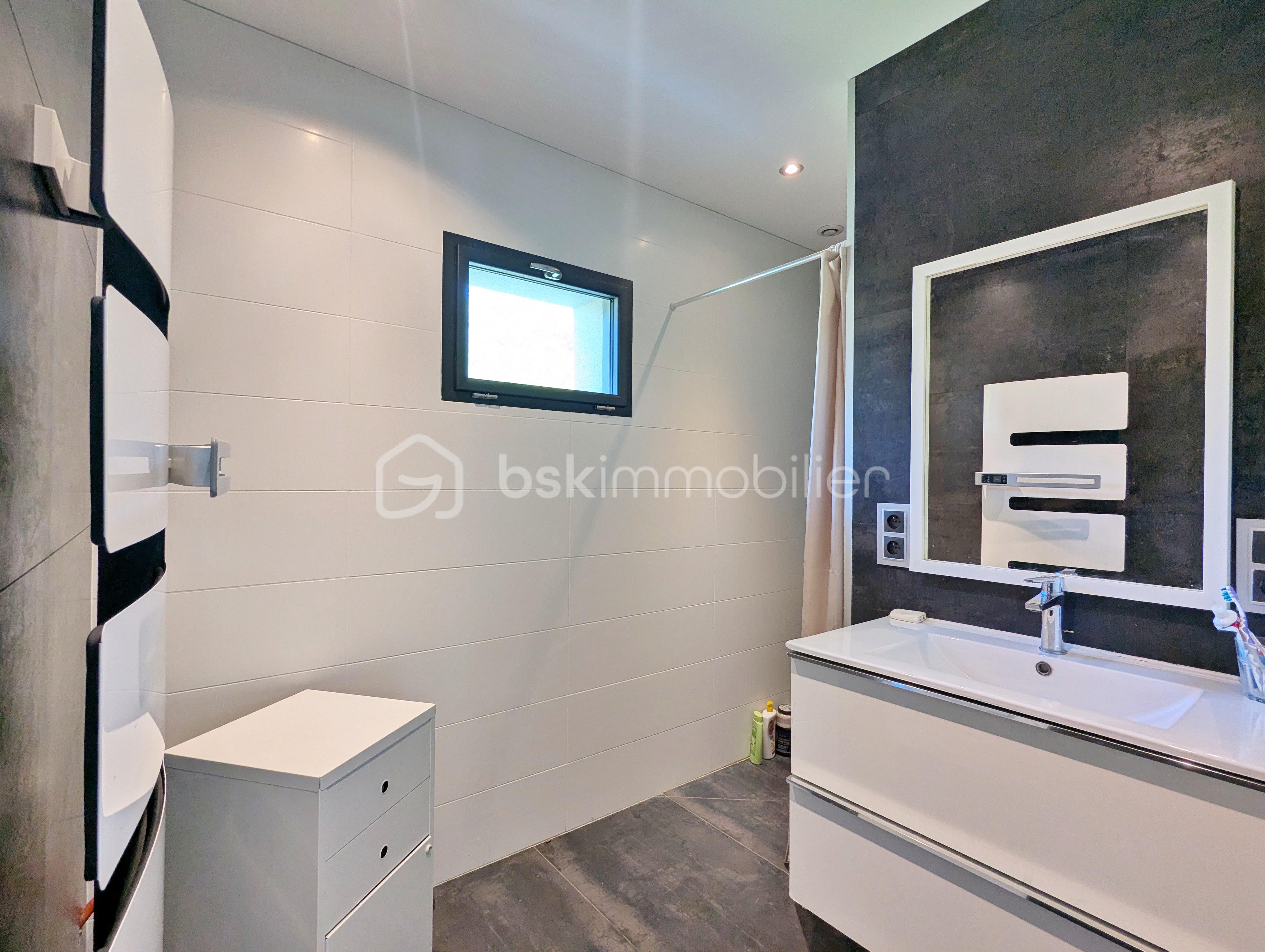 Maison contemporaine de 193 m² - 1000006299.jpg