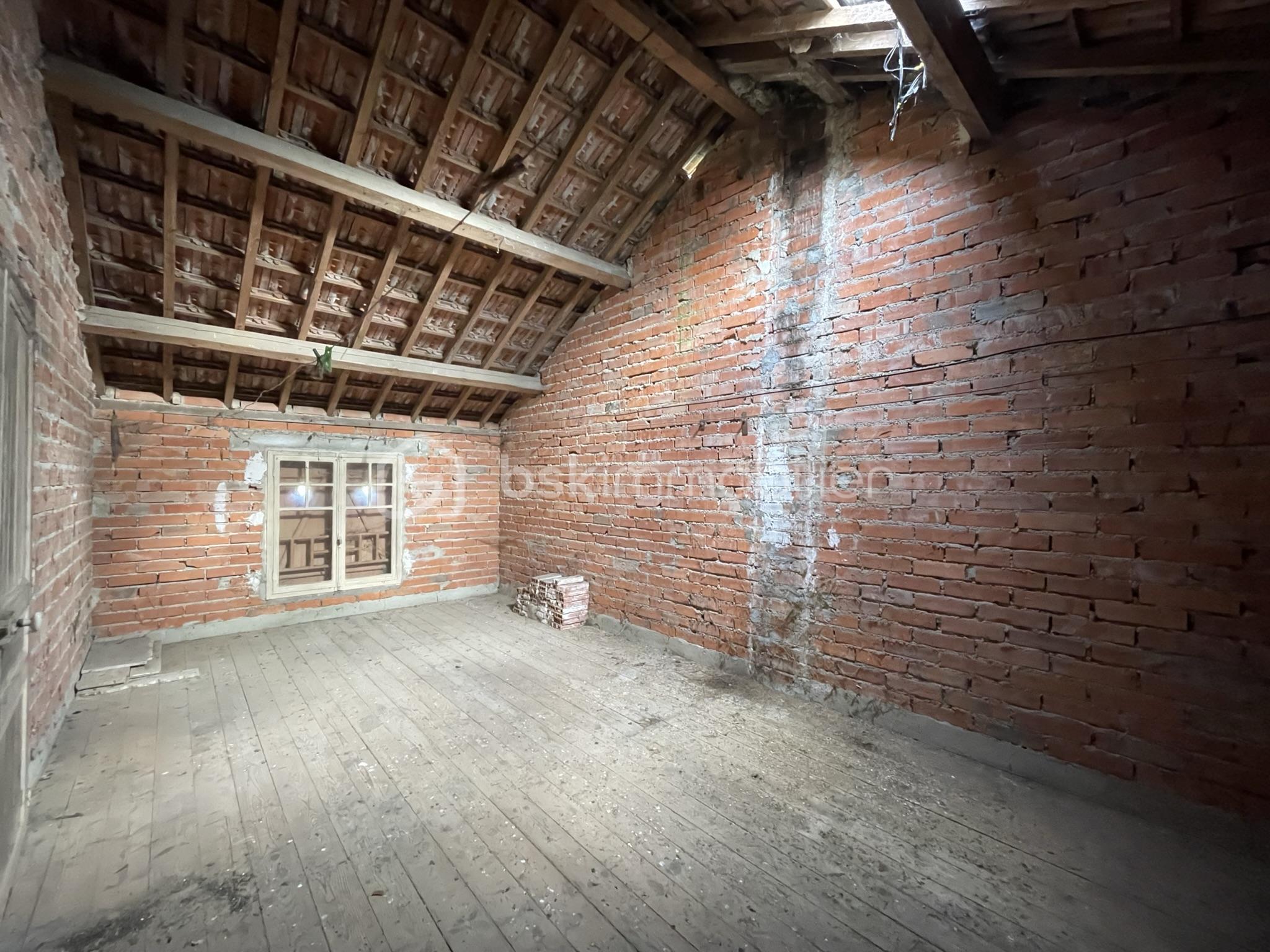 Maison de 88 m² - grenier 2.JPEG