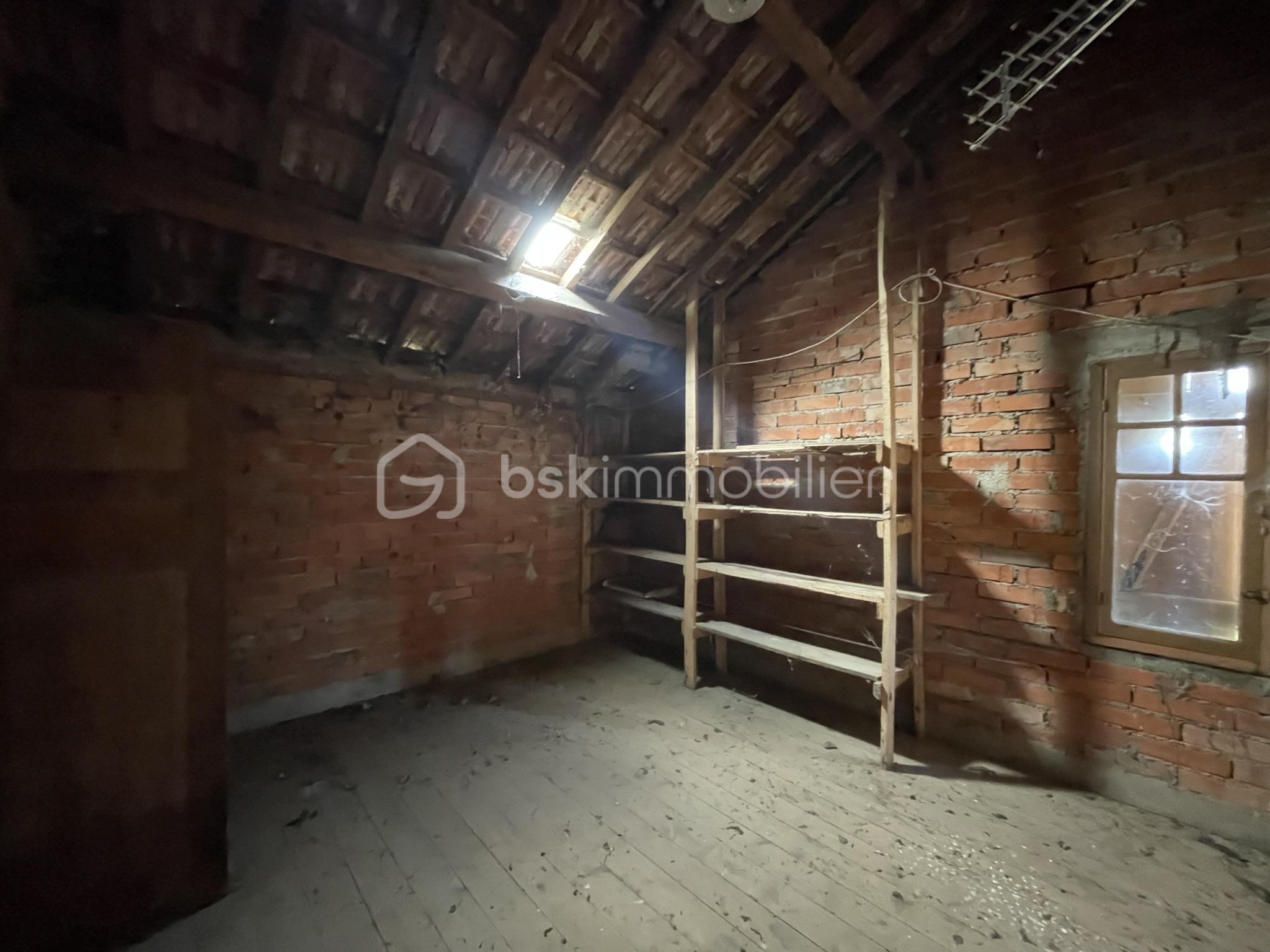 Maison de 88 m² - grenier.JPEG