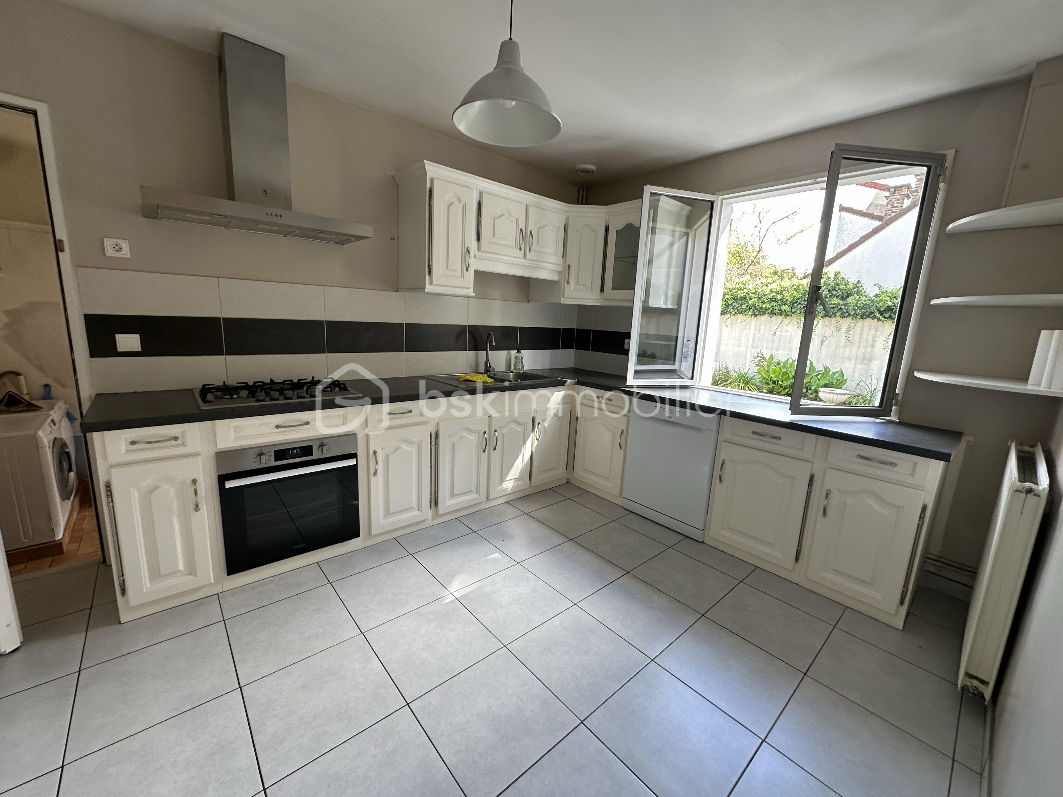 Maison de 160 m² - tempImageTiQFAi.png