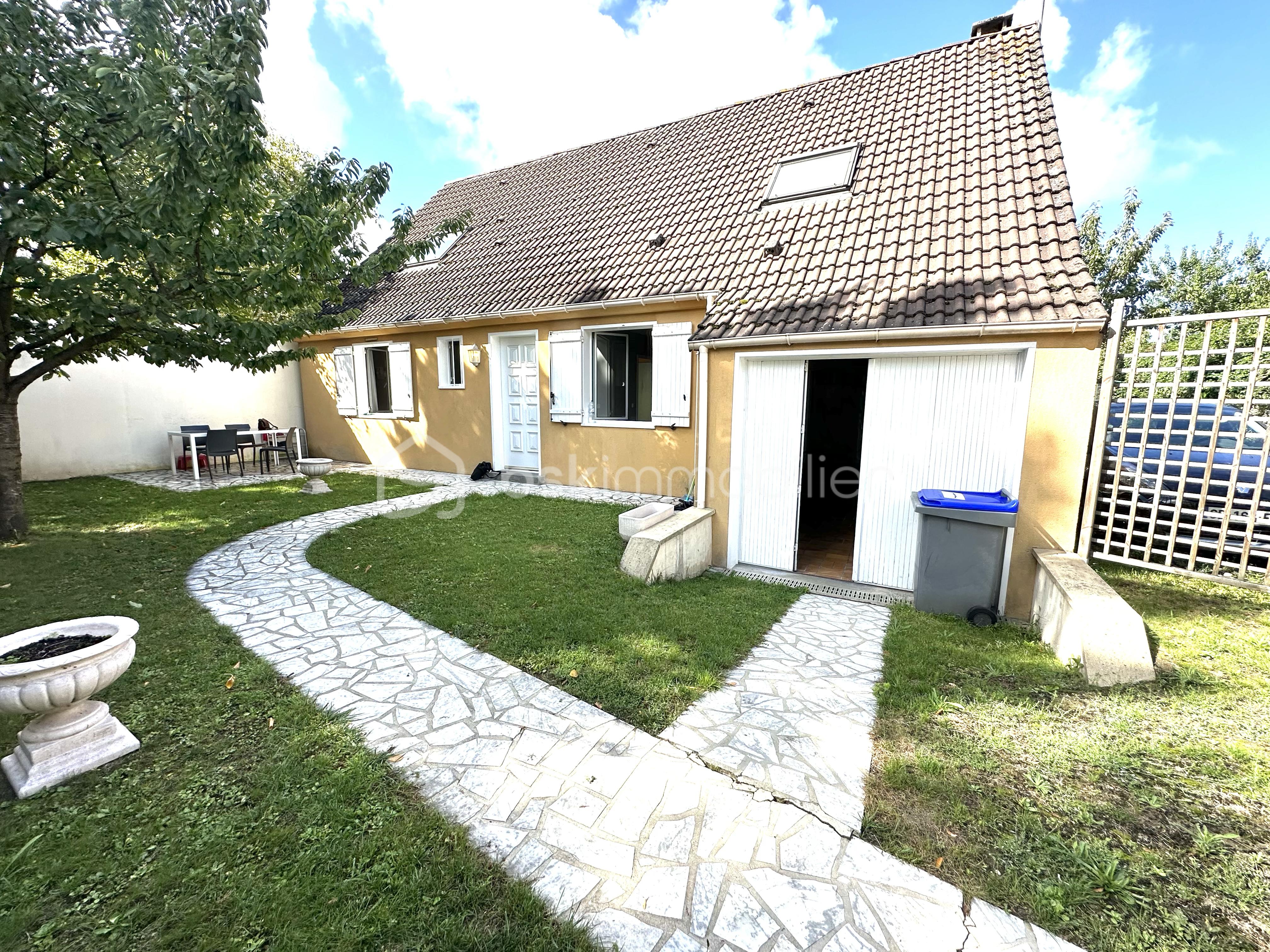 Maison de 160 m² - tempImageRBMSYv.png